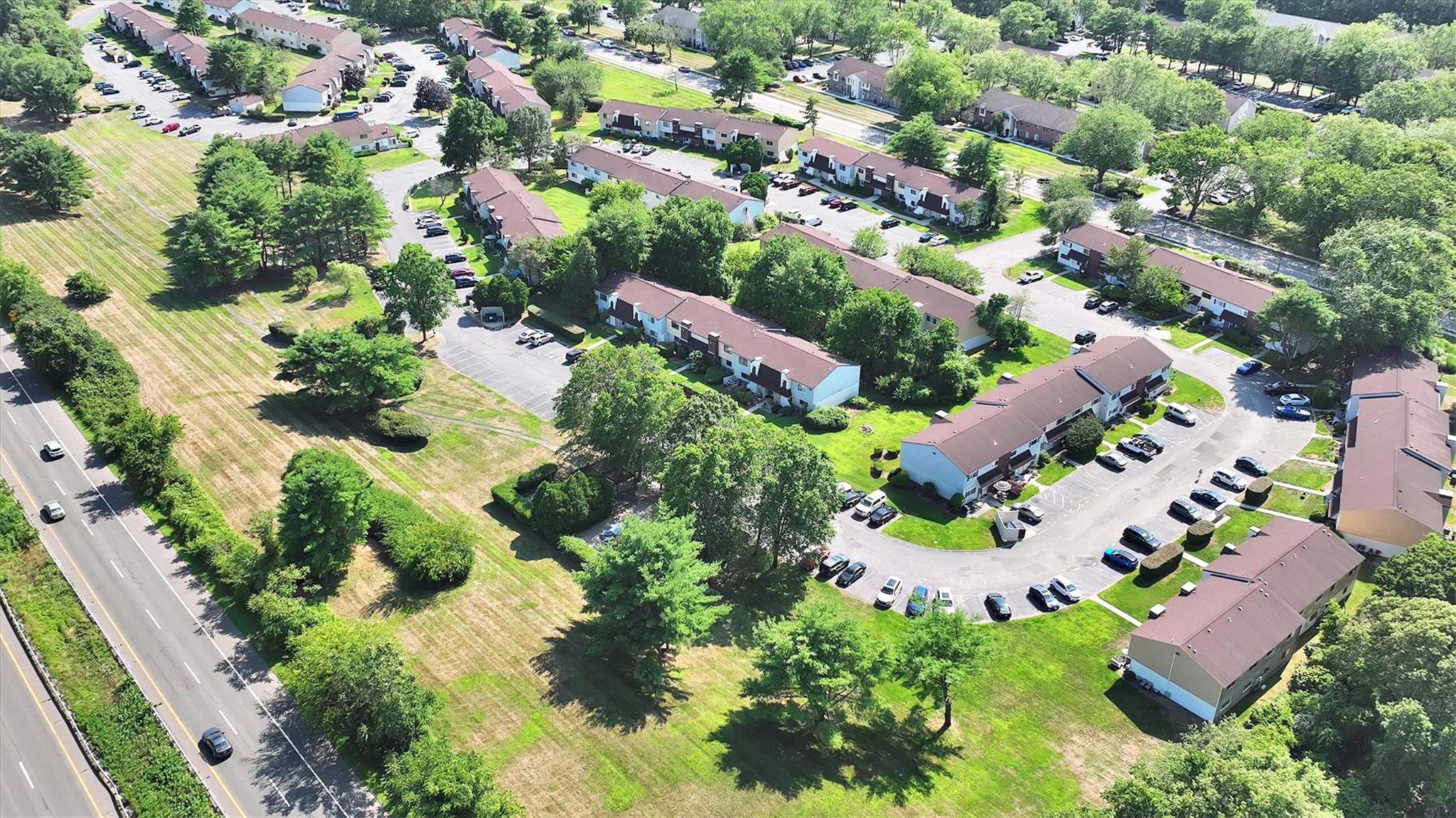 224 Pointe Circle N Unit: 224