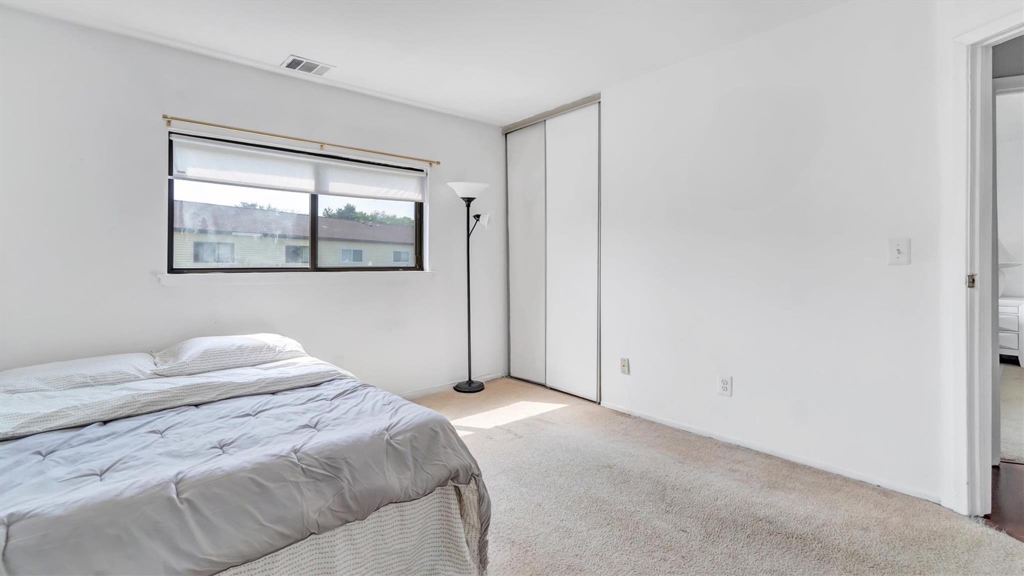 224 Pointe Circle N Unit: 224