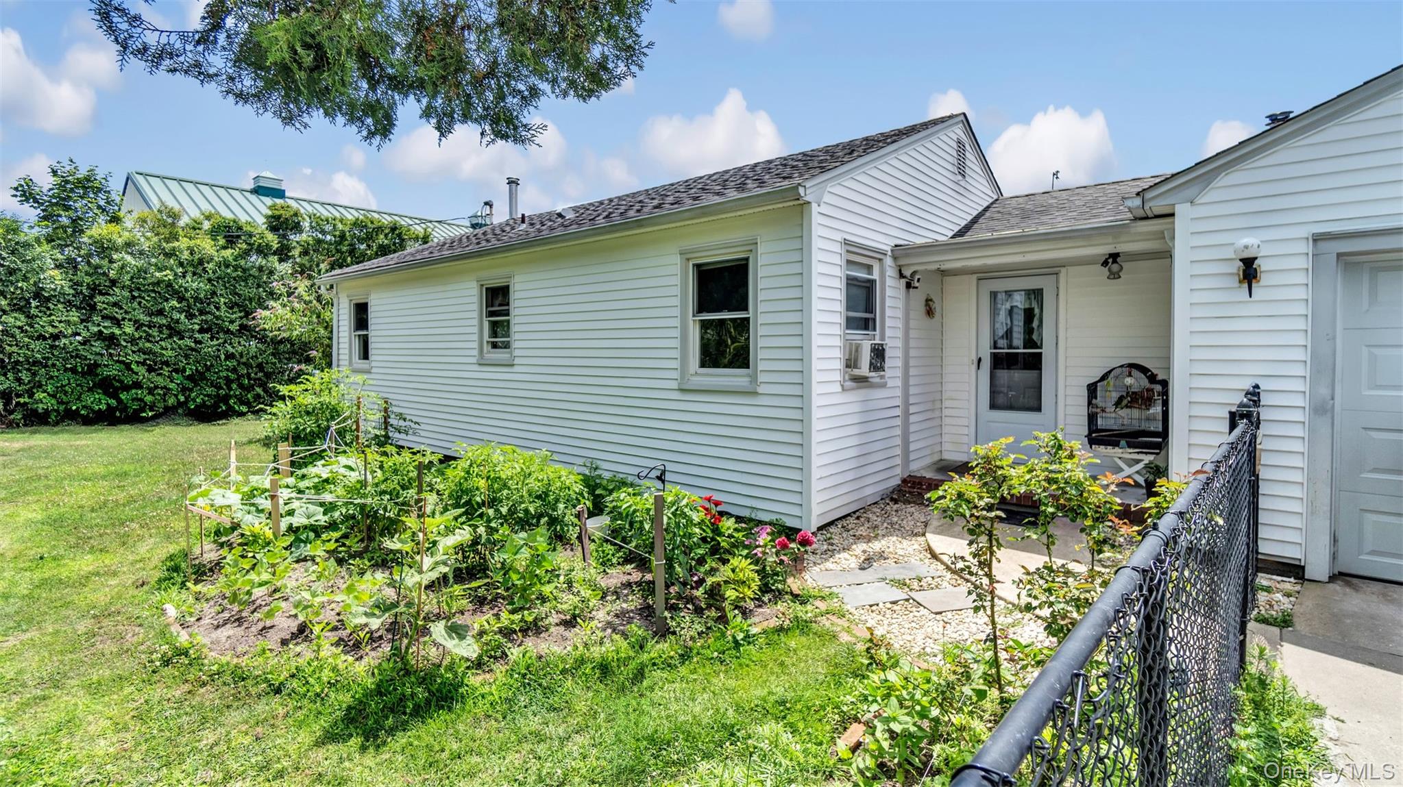 74 Foster Avenue