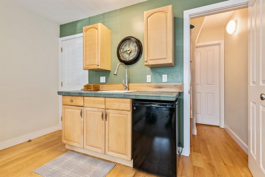 8 Juniper Ln