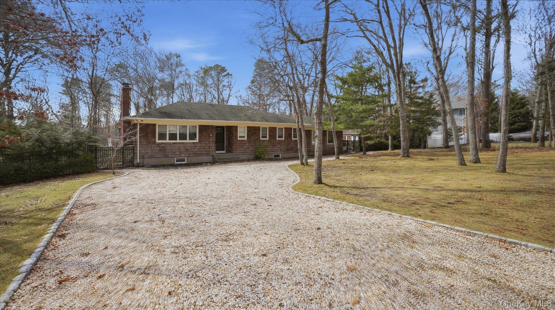 3 Robins Nest Lane