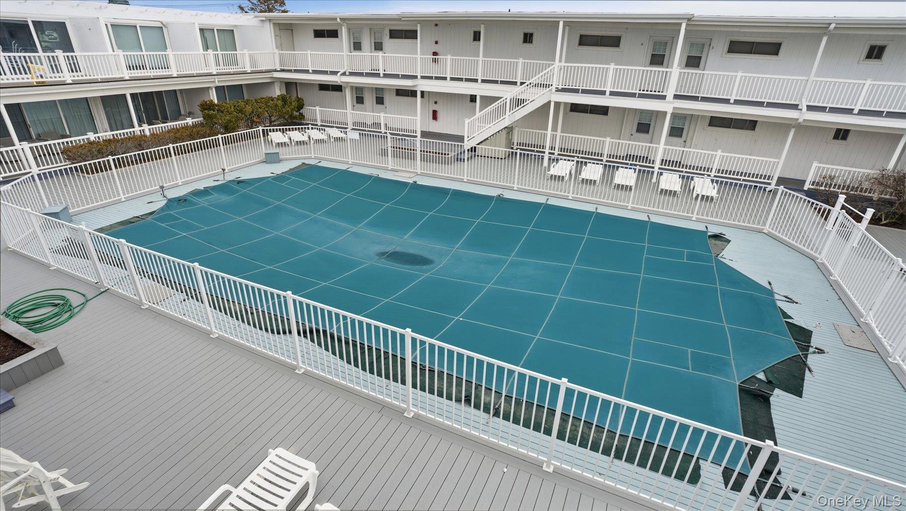 281 Dune Road Unit: 16B