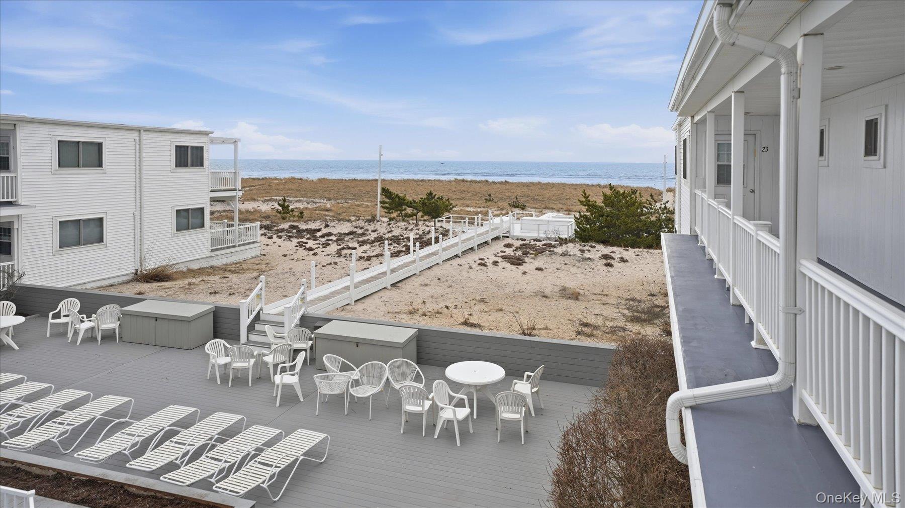 281 Dune Road Unit: 16B