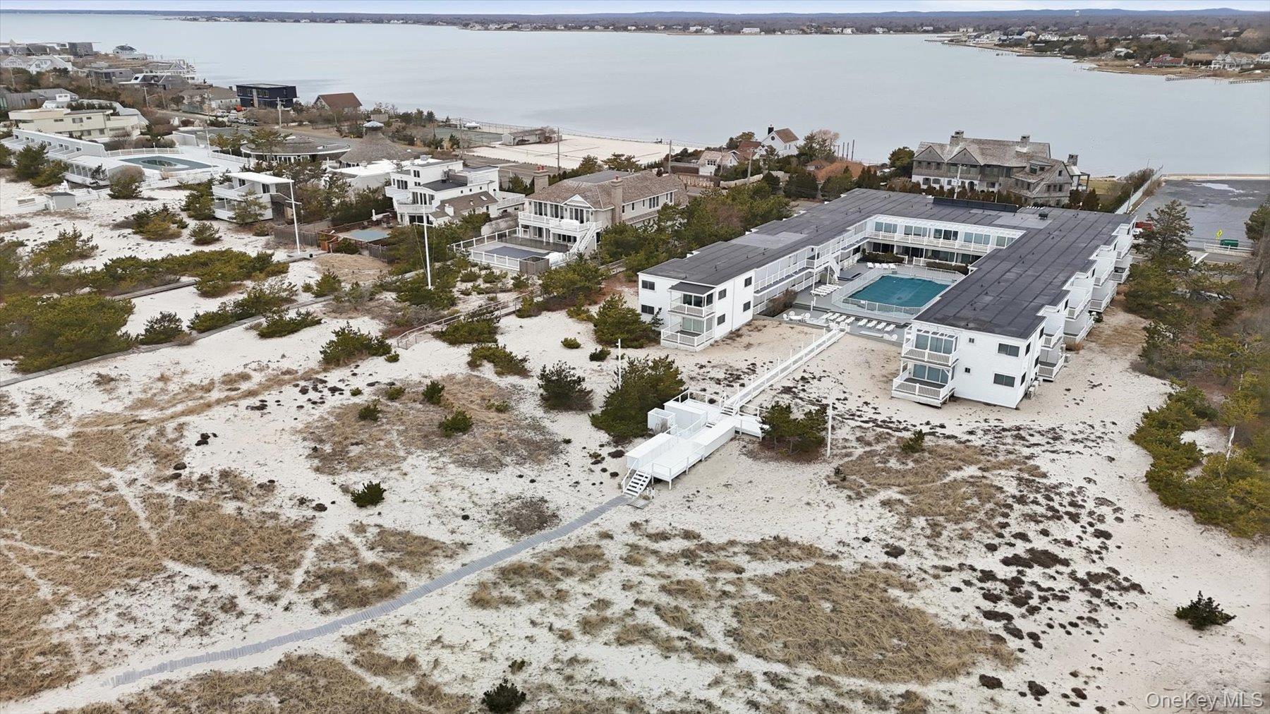 281 Dune Road Unit: 16B