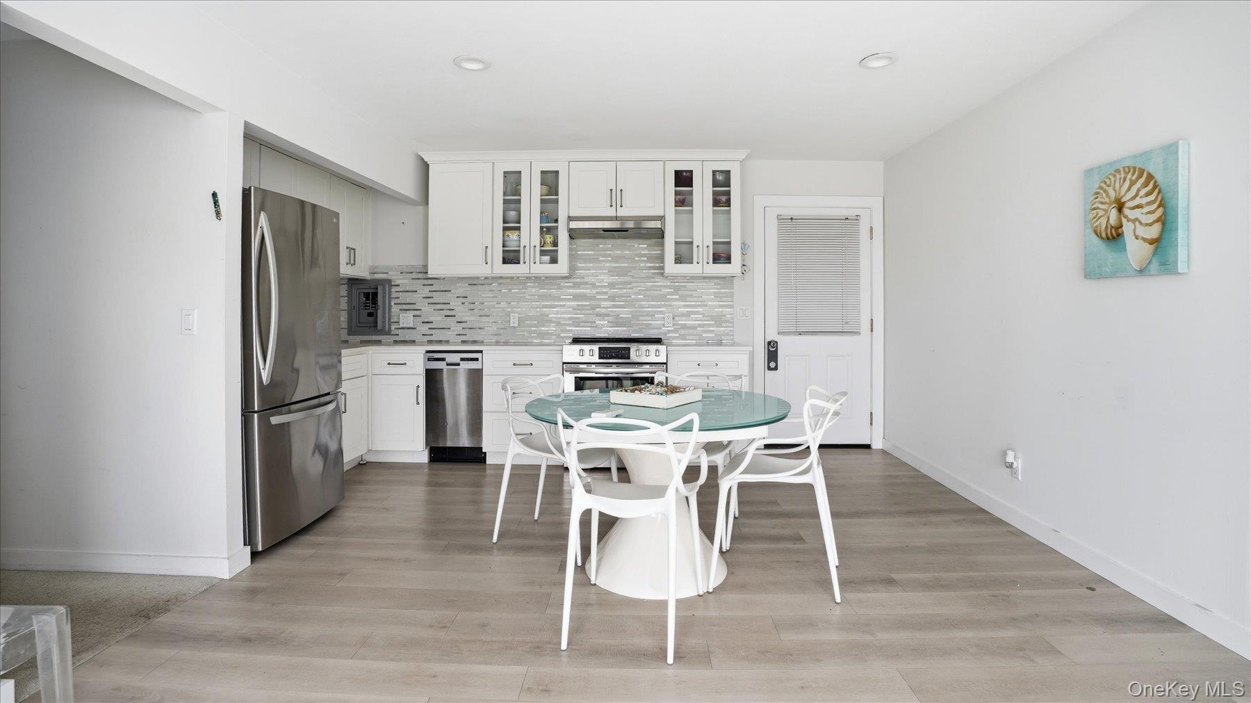 281 Dune Road Unit: 16B