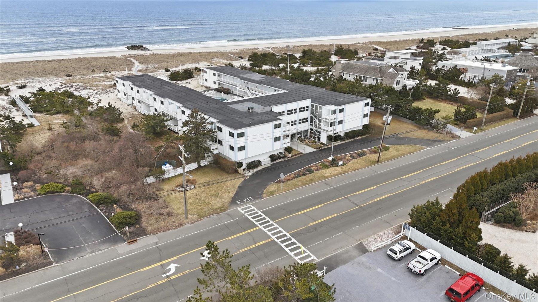 281 Dune Road Unit: 16B