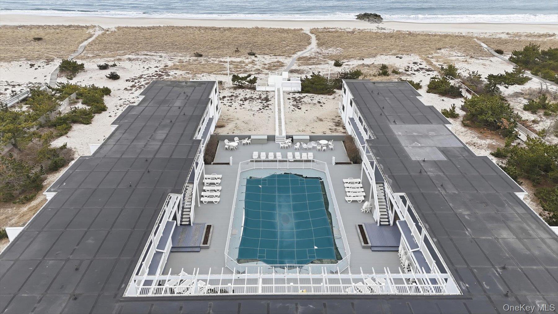 281 Dune Road Unit: 16B