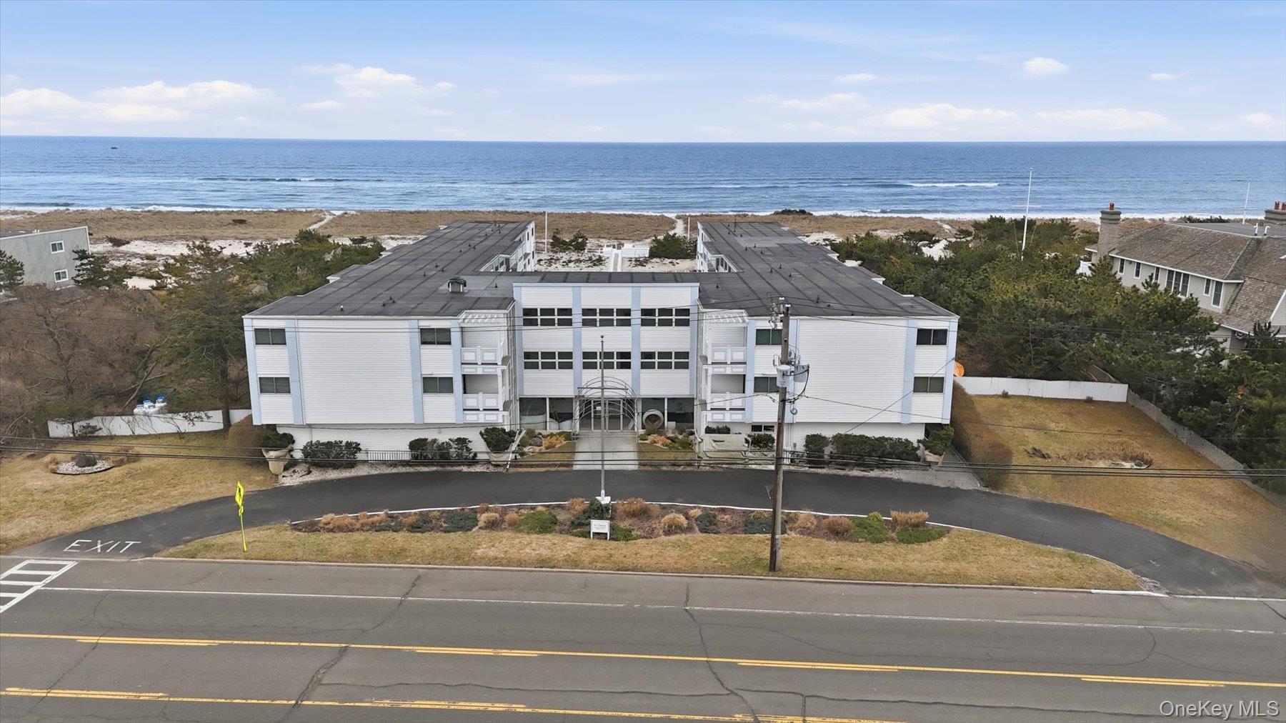 281 Dune Road Unit: 16B