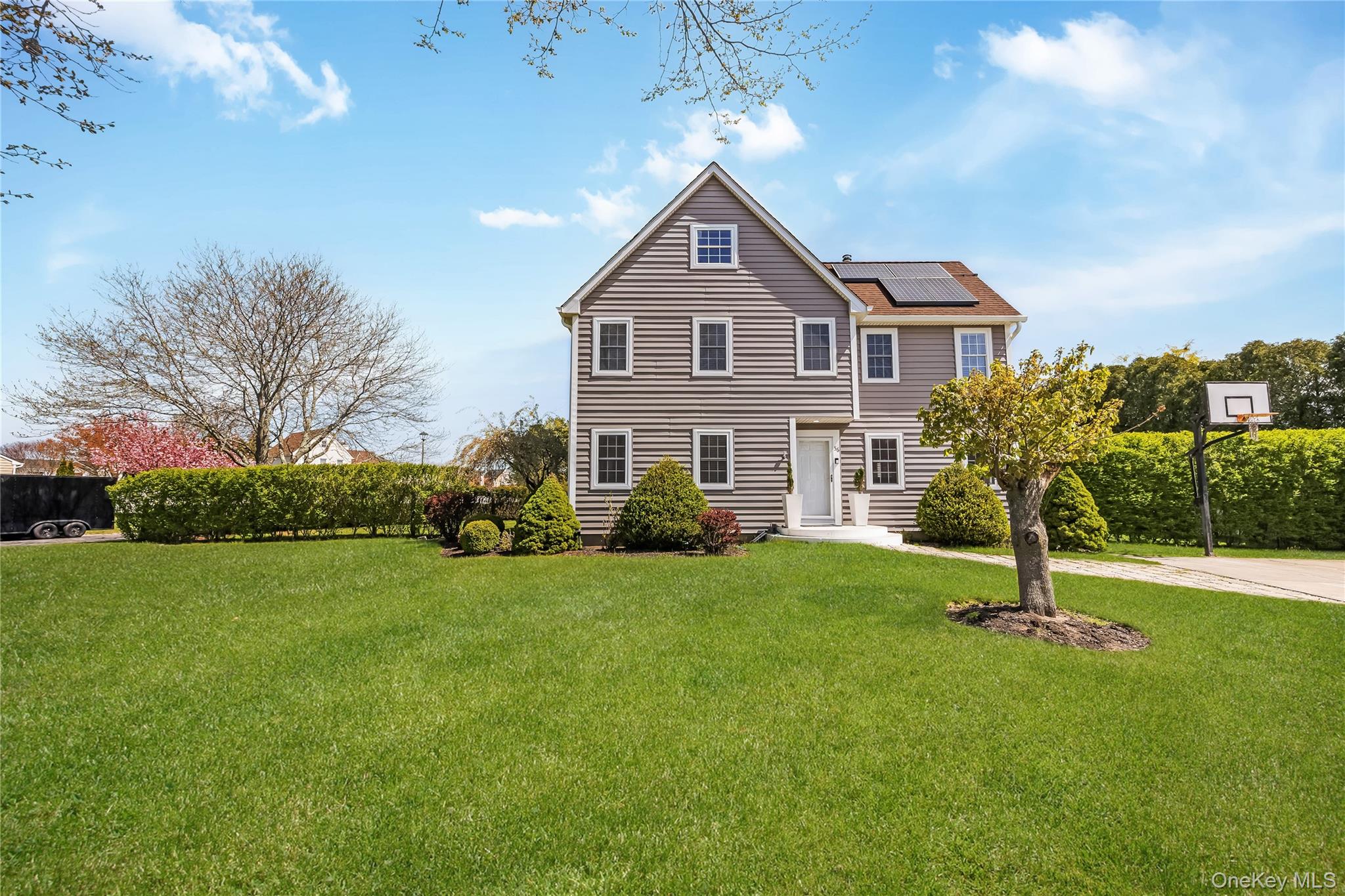 56 Arrowhead Avenue