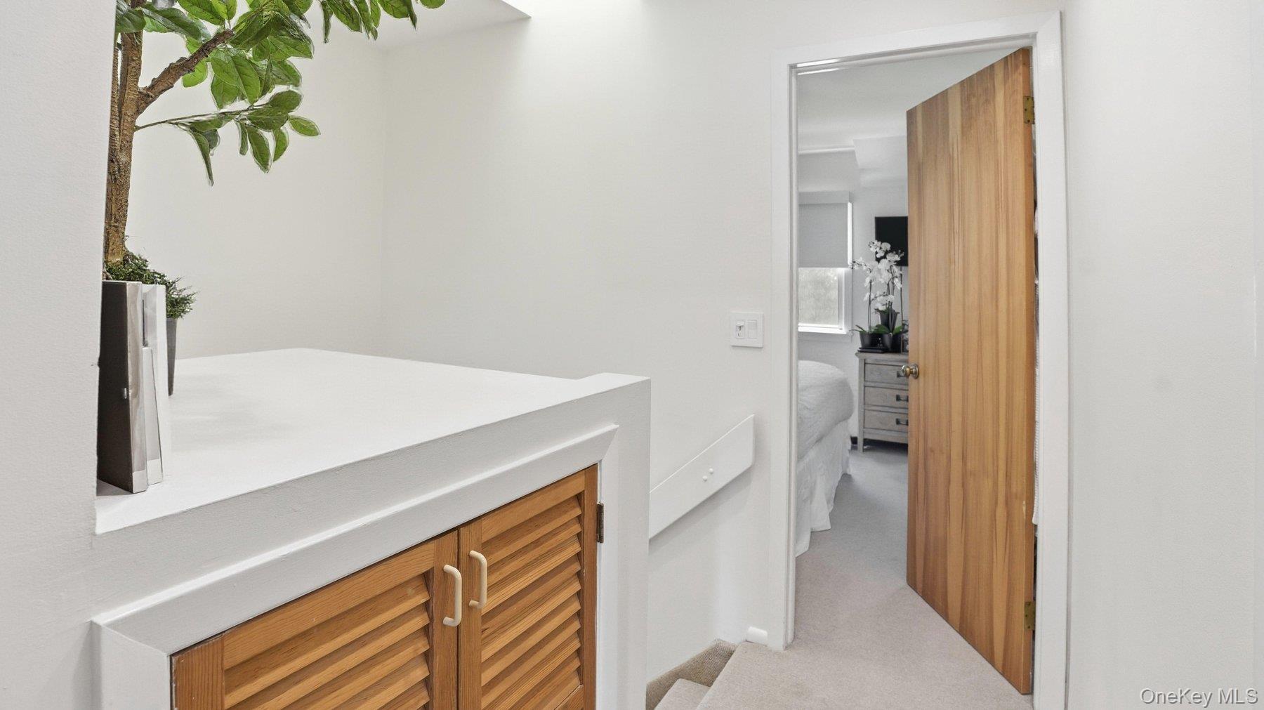49 Canoe Place Road Unit: 416