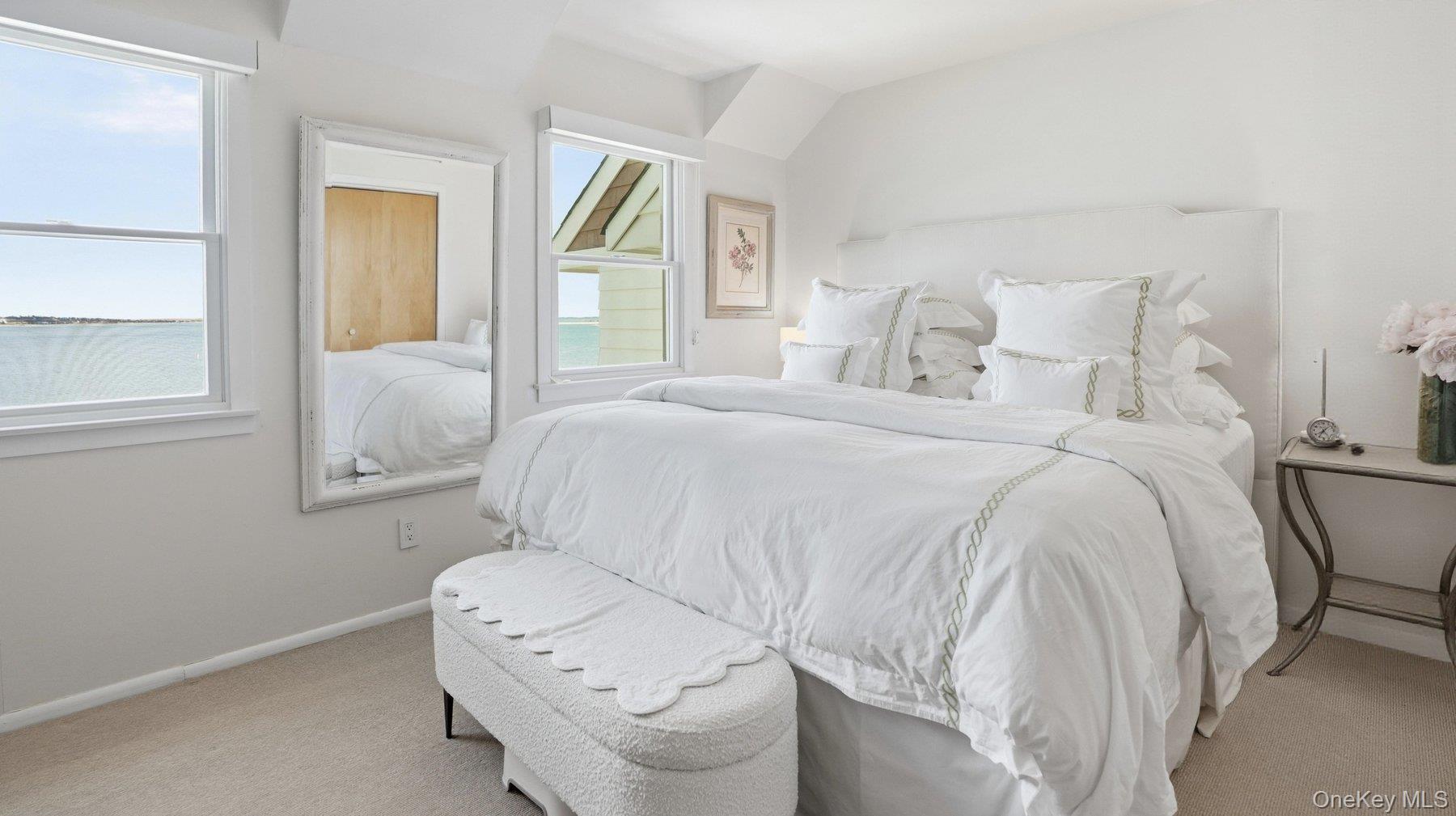 49 Canoe Place Road Unit: 416