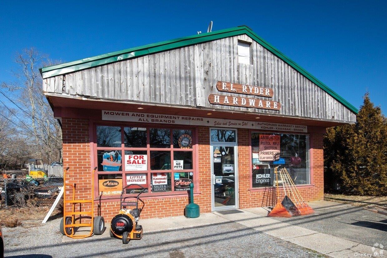 494 & 500 Montauk Highway