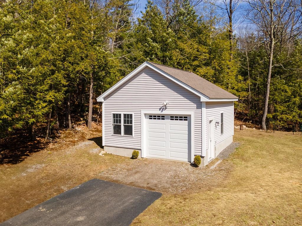 9 Whiting Lane