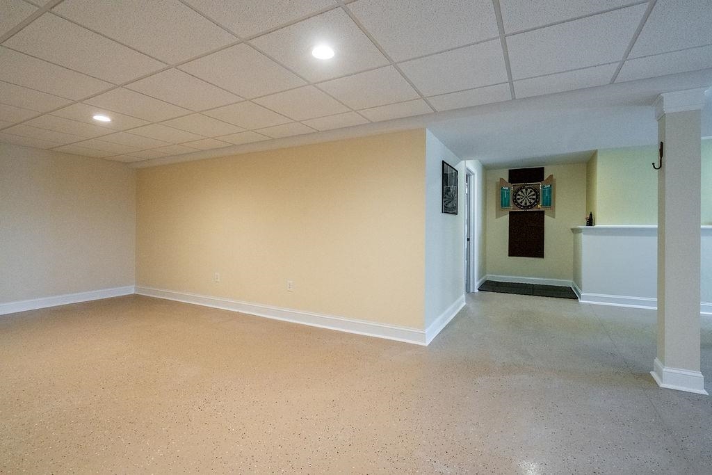 9 Whiting Lane