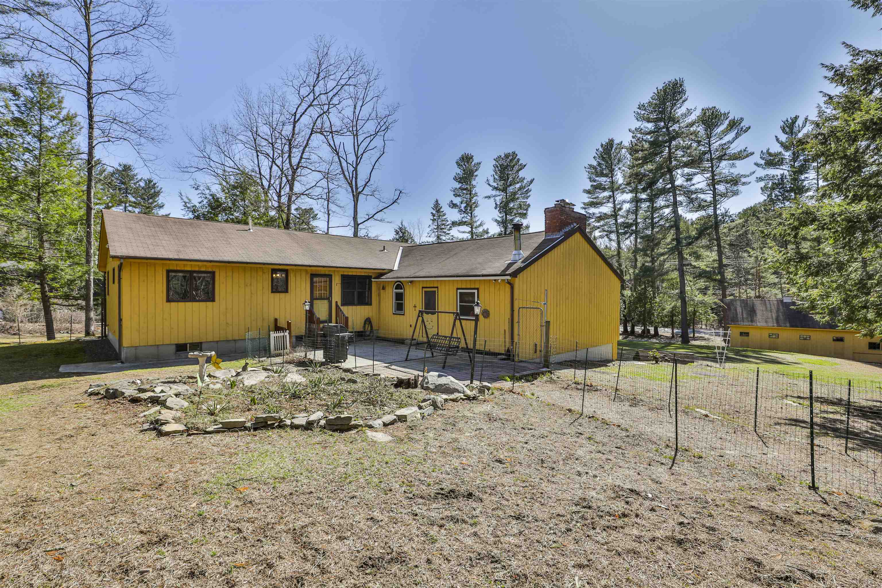 22 West Hollis Road