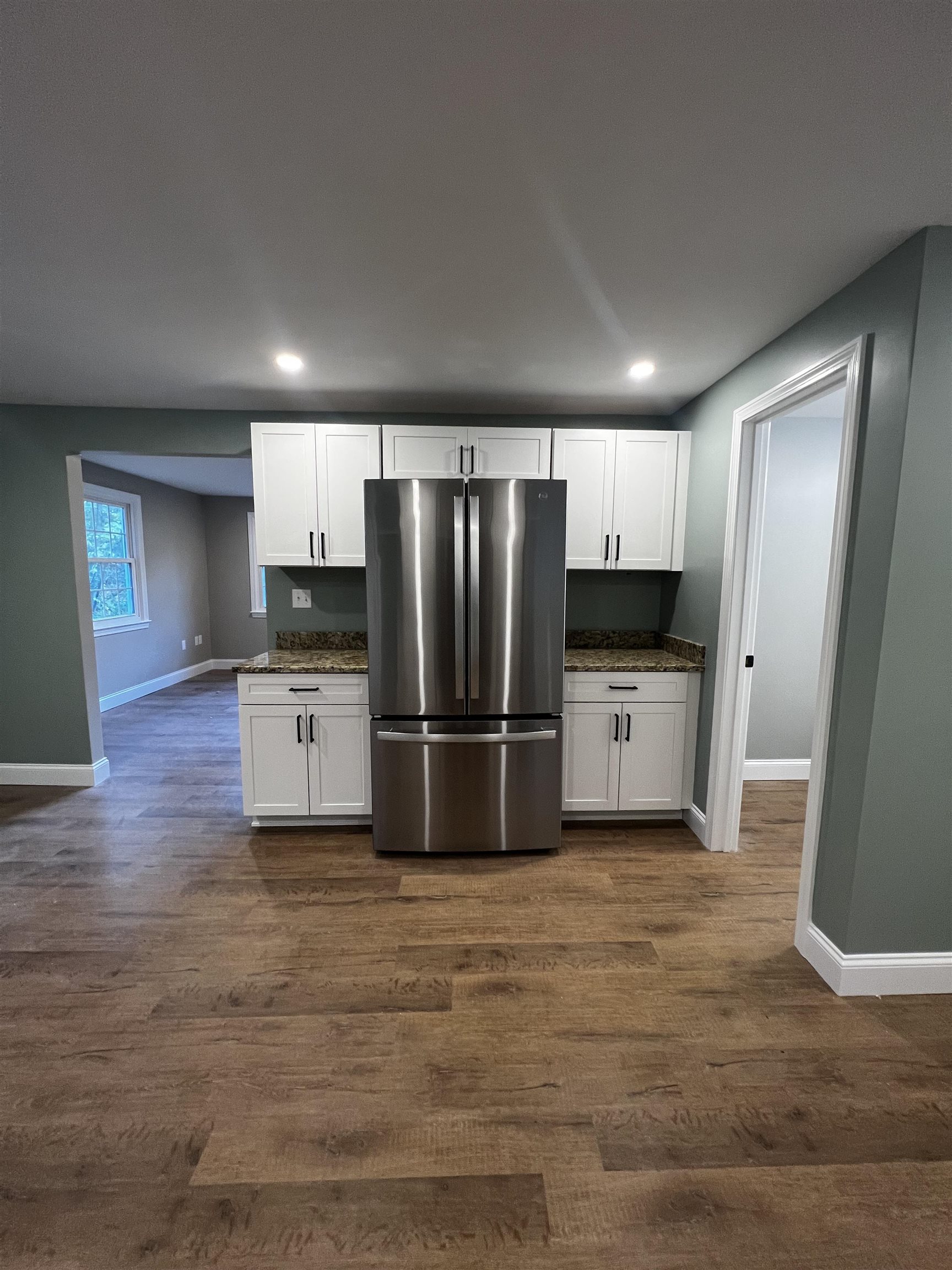 16 Boulder Drive Unit: B