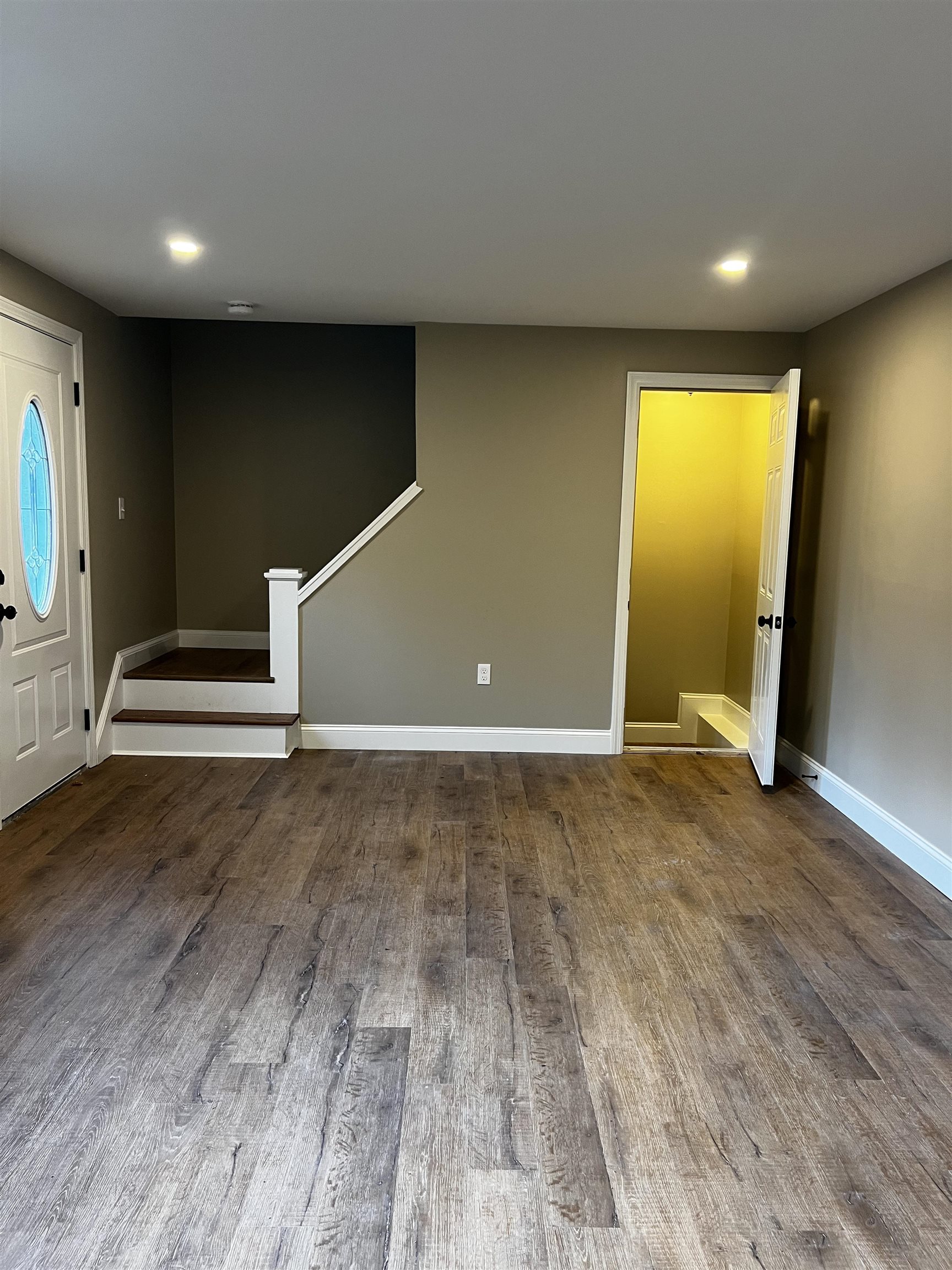 16 Boulder Drive Unit: B