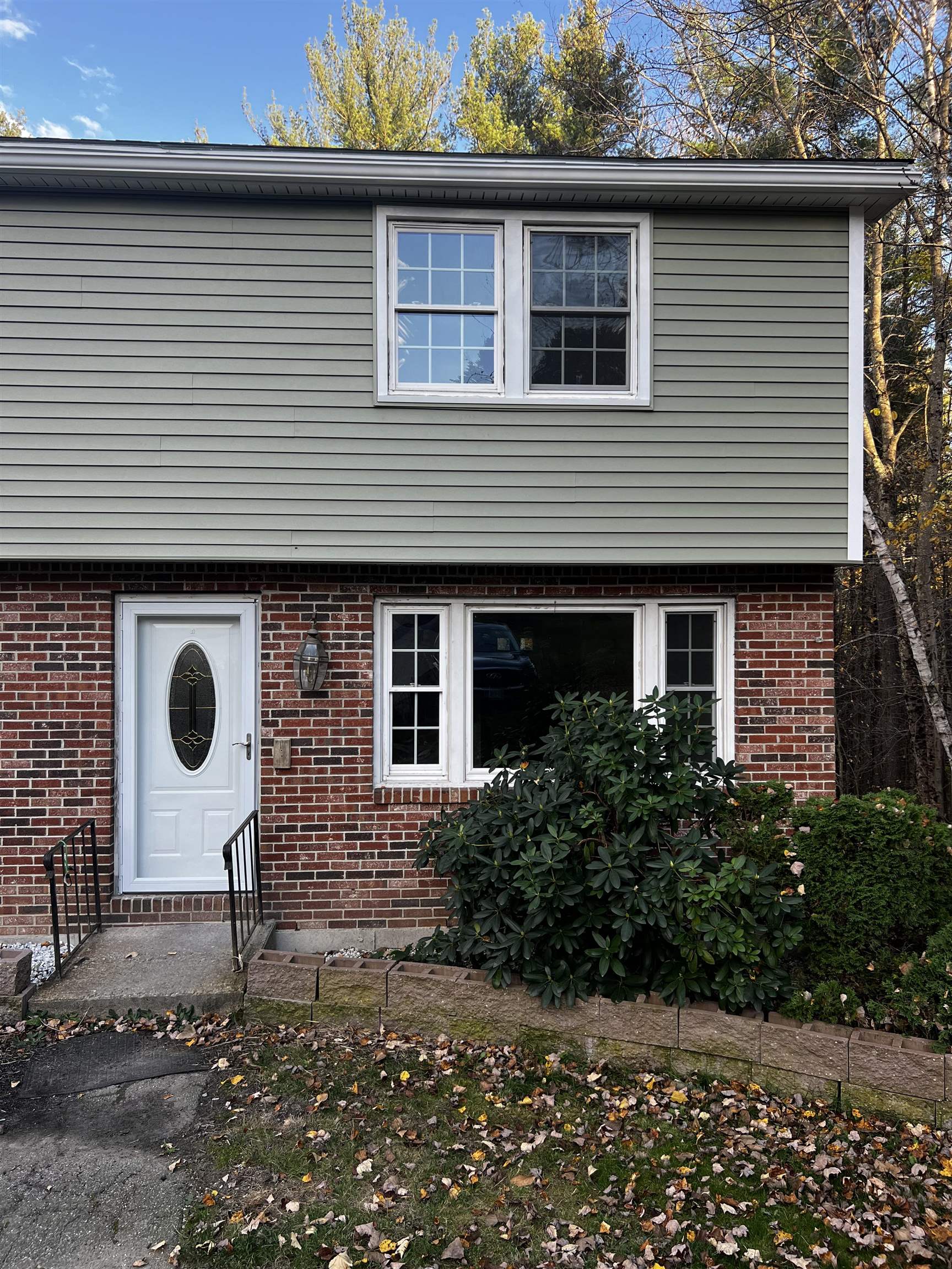16 Boulder Drive Unit: B
