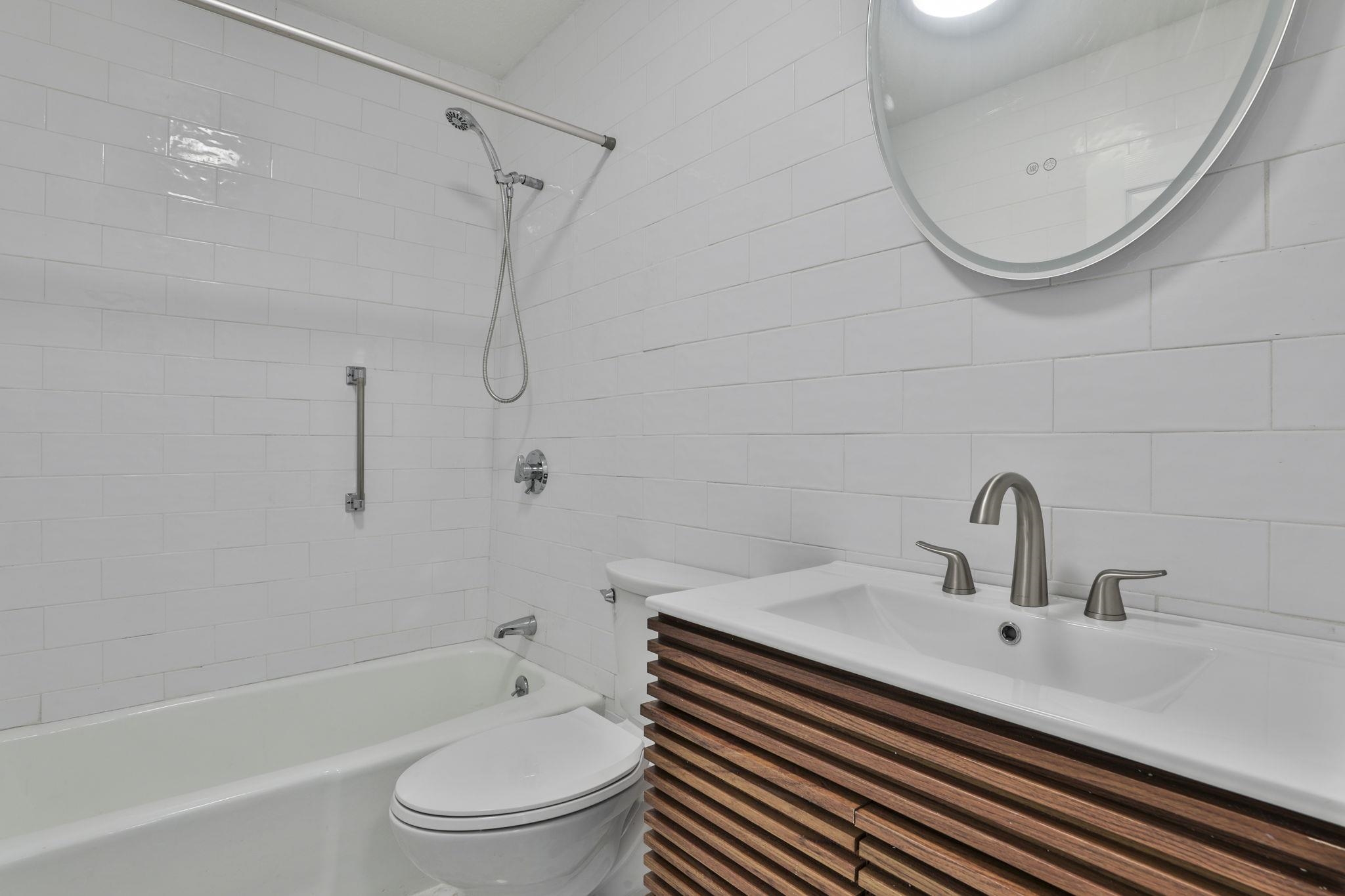 14 Strawberry Bank Road Unit: 1