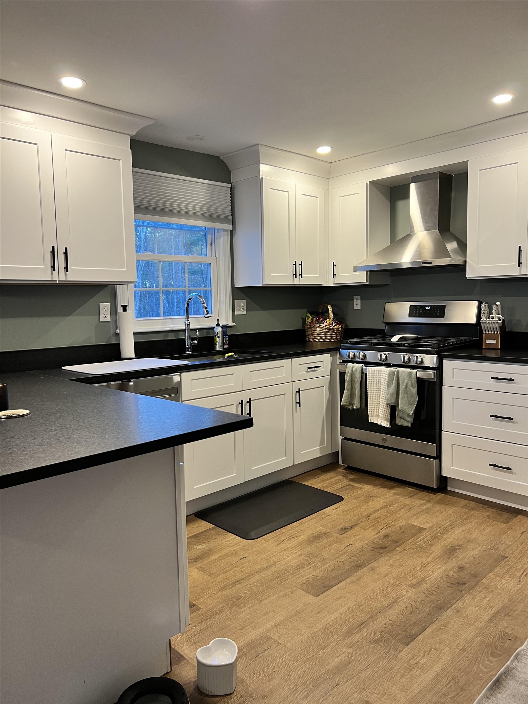 16 Boulder Drive Unit: A