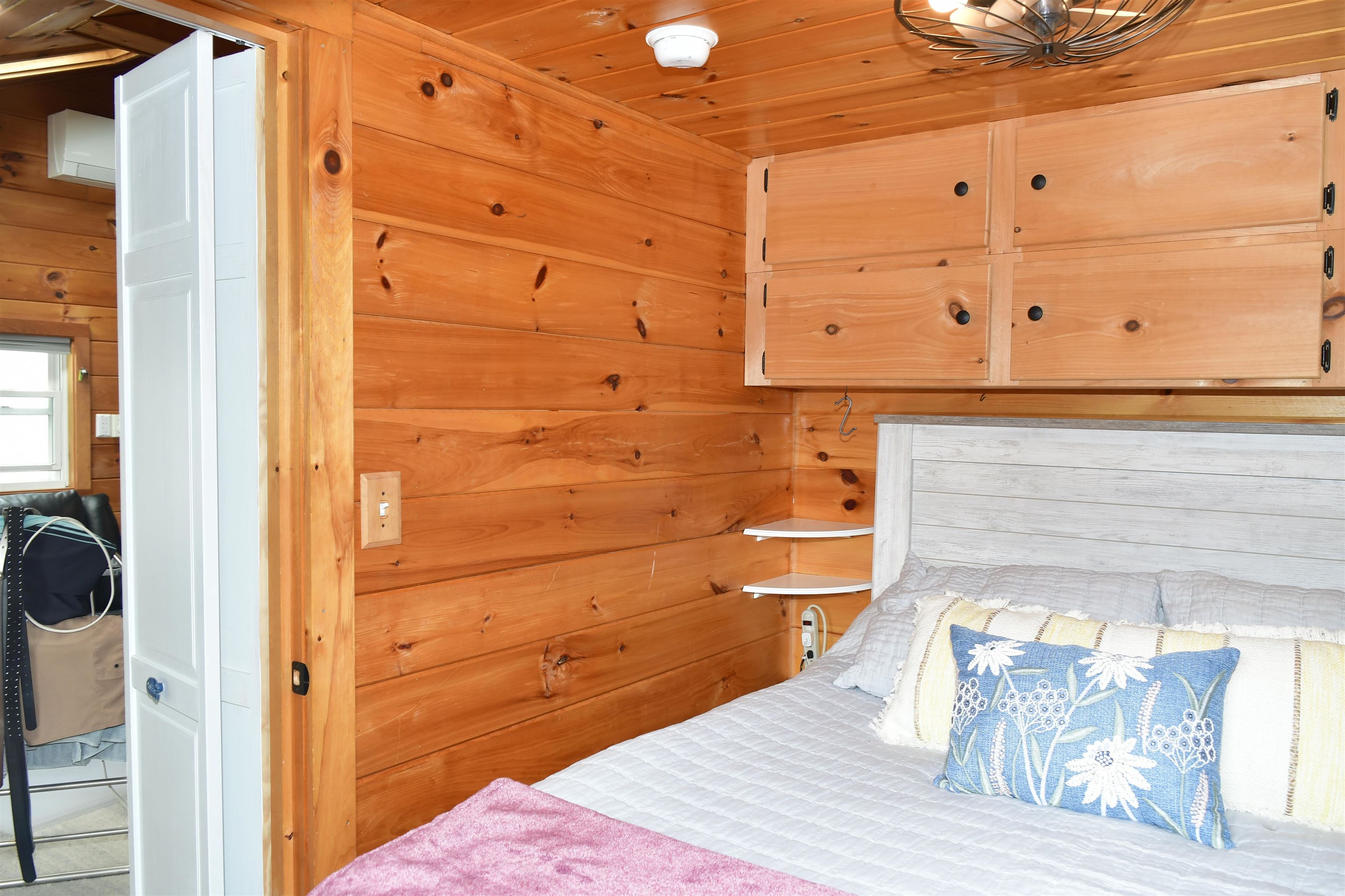 885 Laconia Road Unit: 4