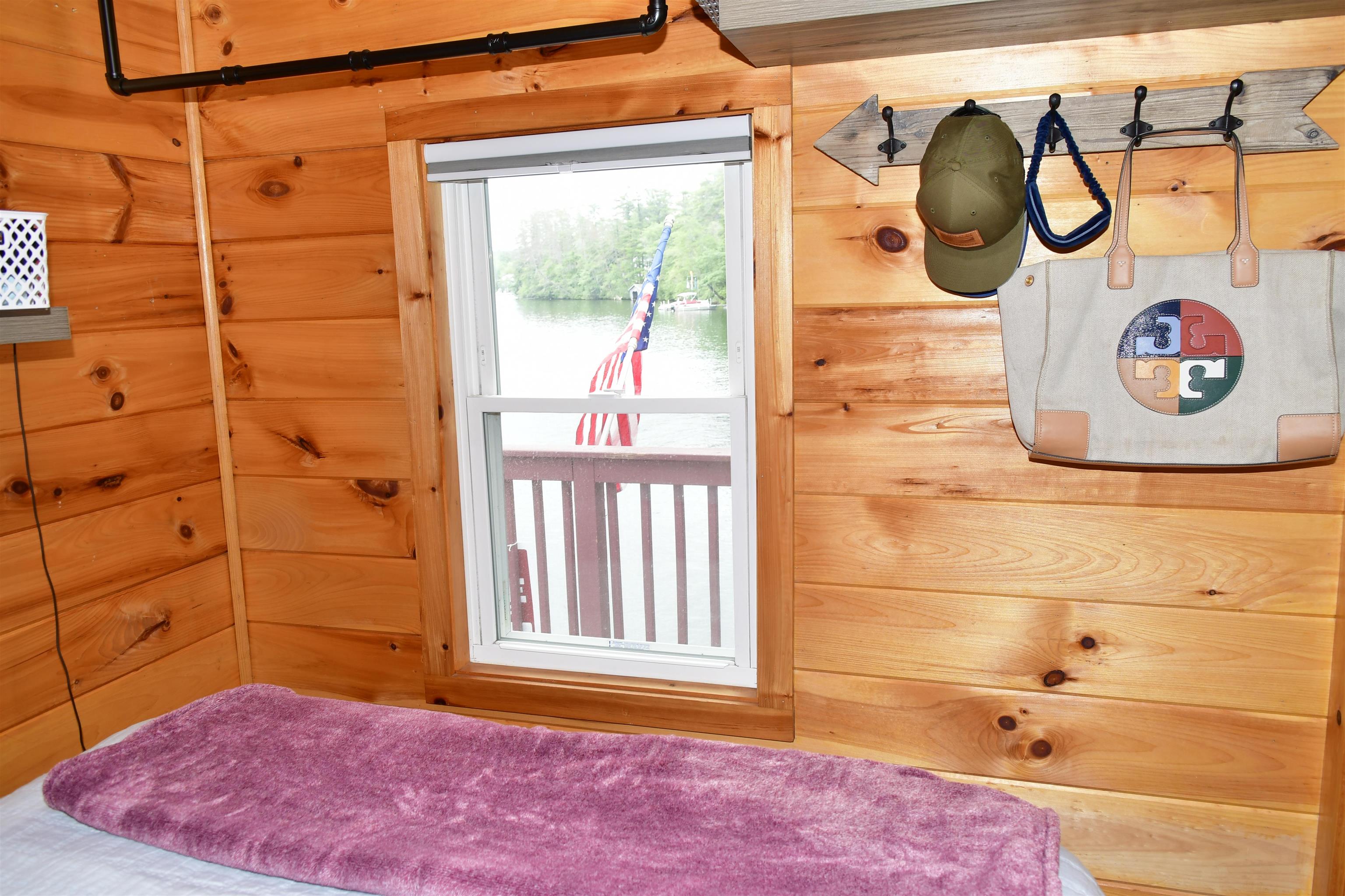 885 Laconia Road Unit: 4