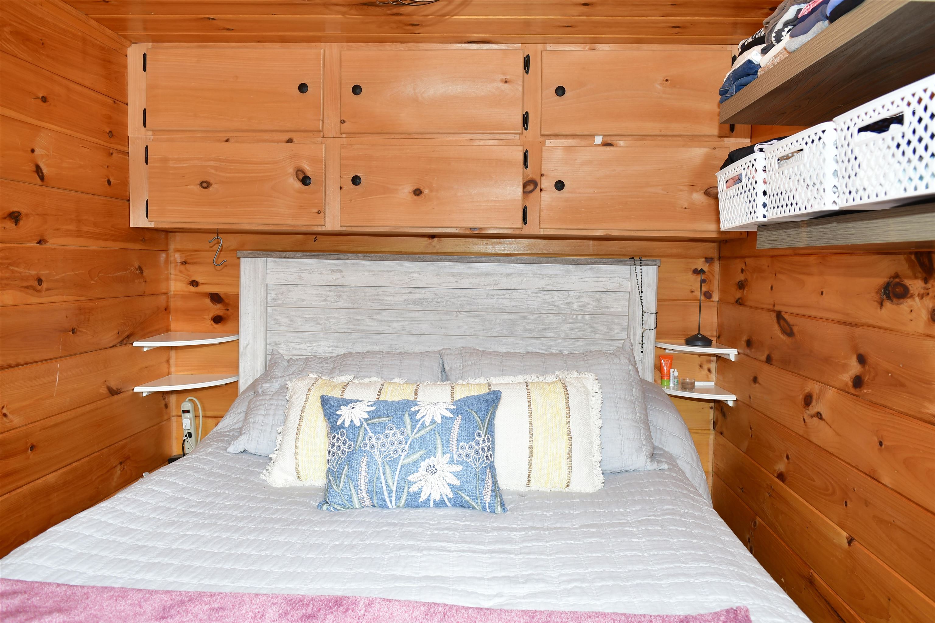 885 Laconia Road Unit: 4