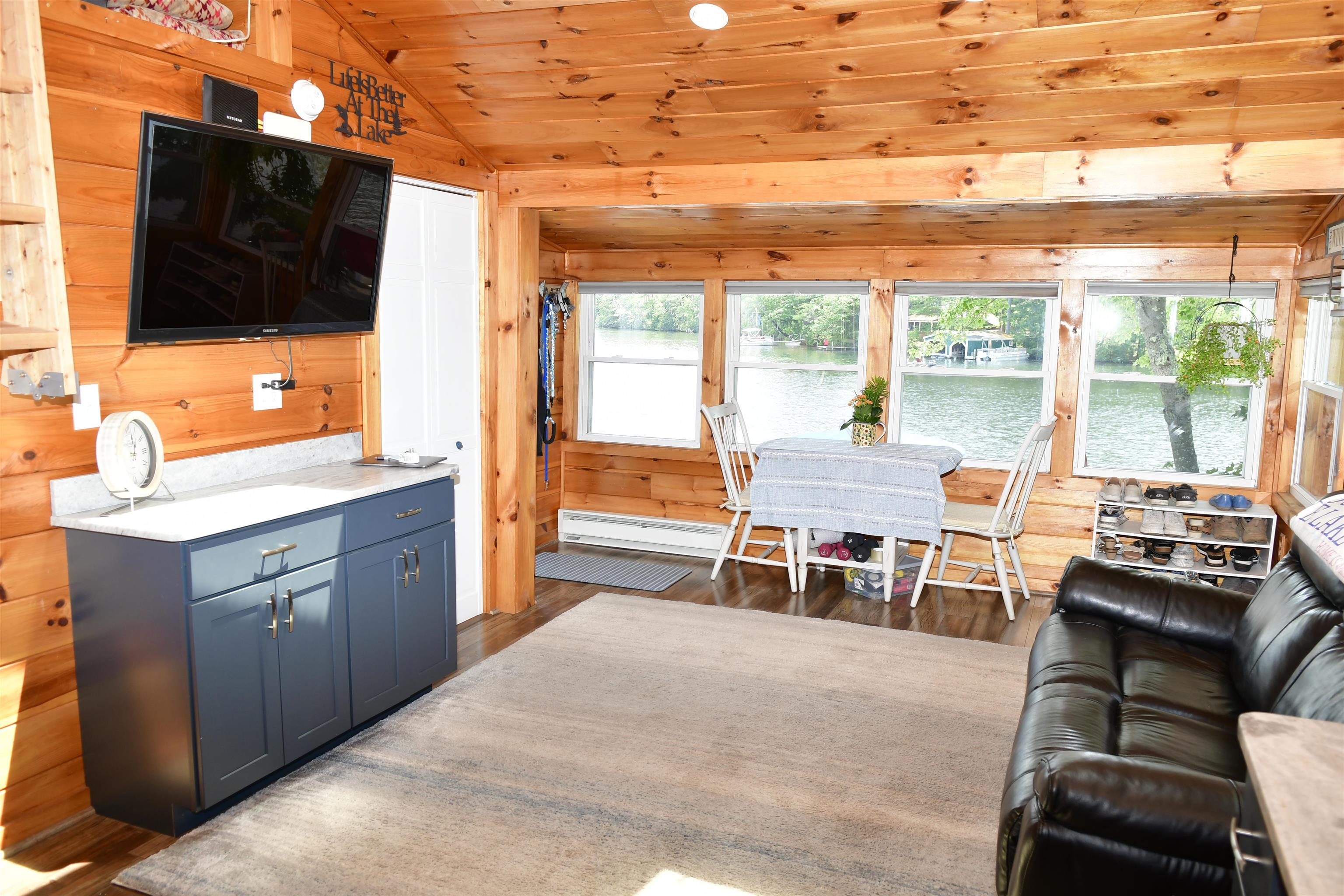 885 Laconia Road Unit: 4