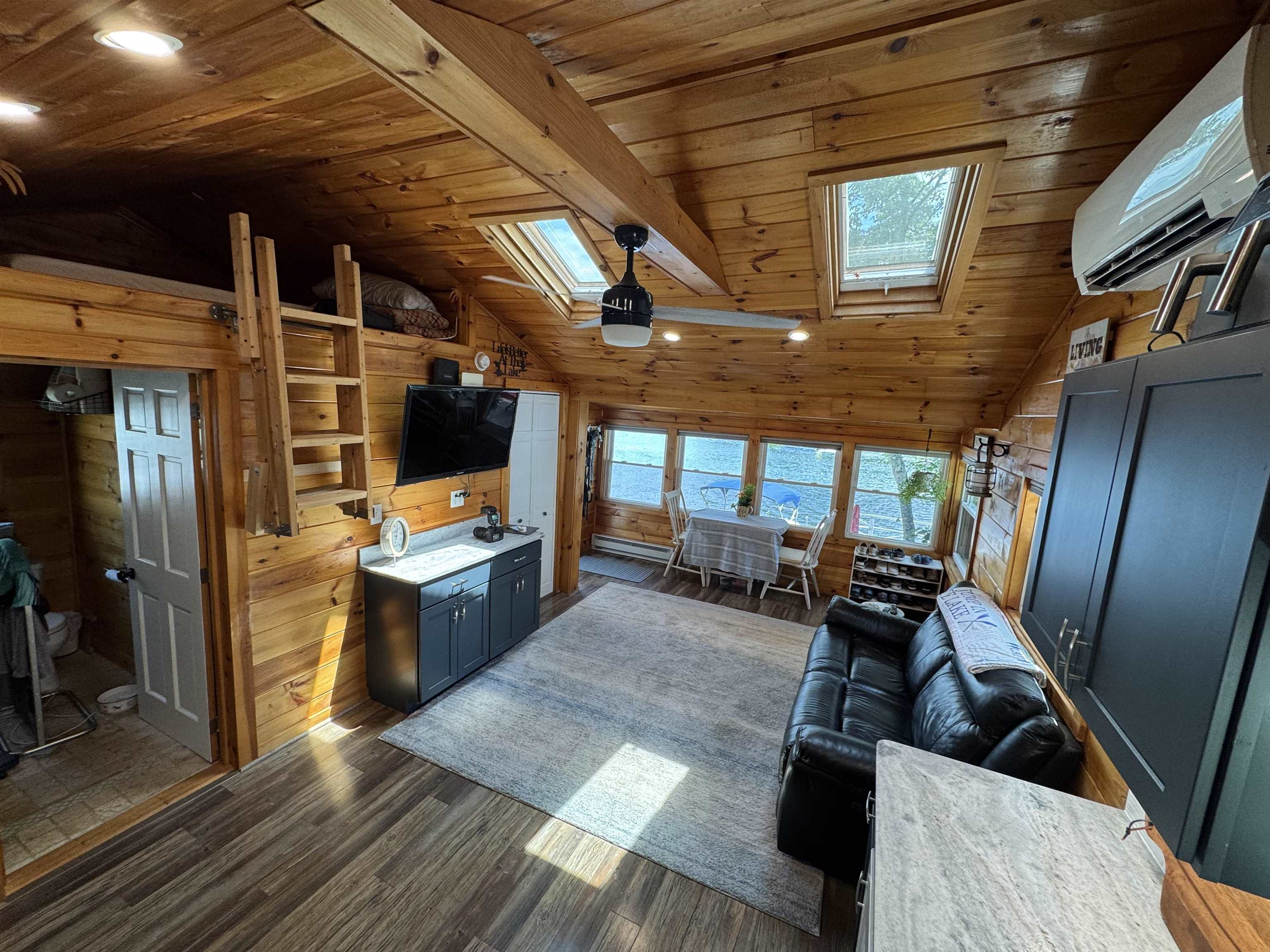 885 Laconia Road Unit: 4