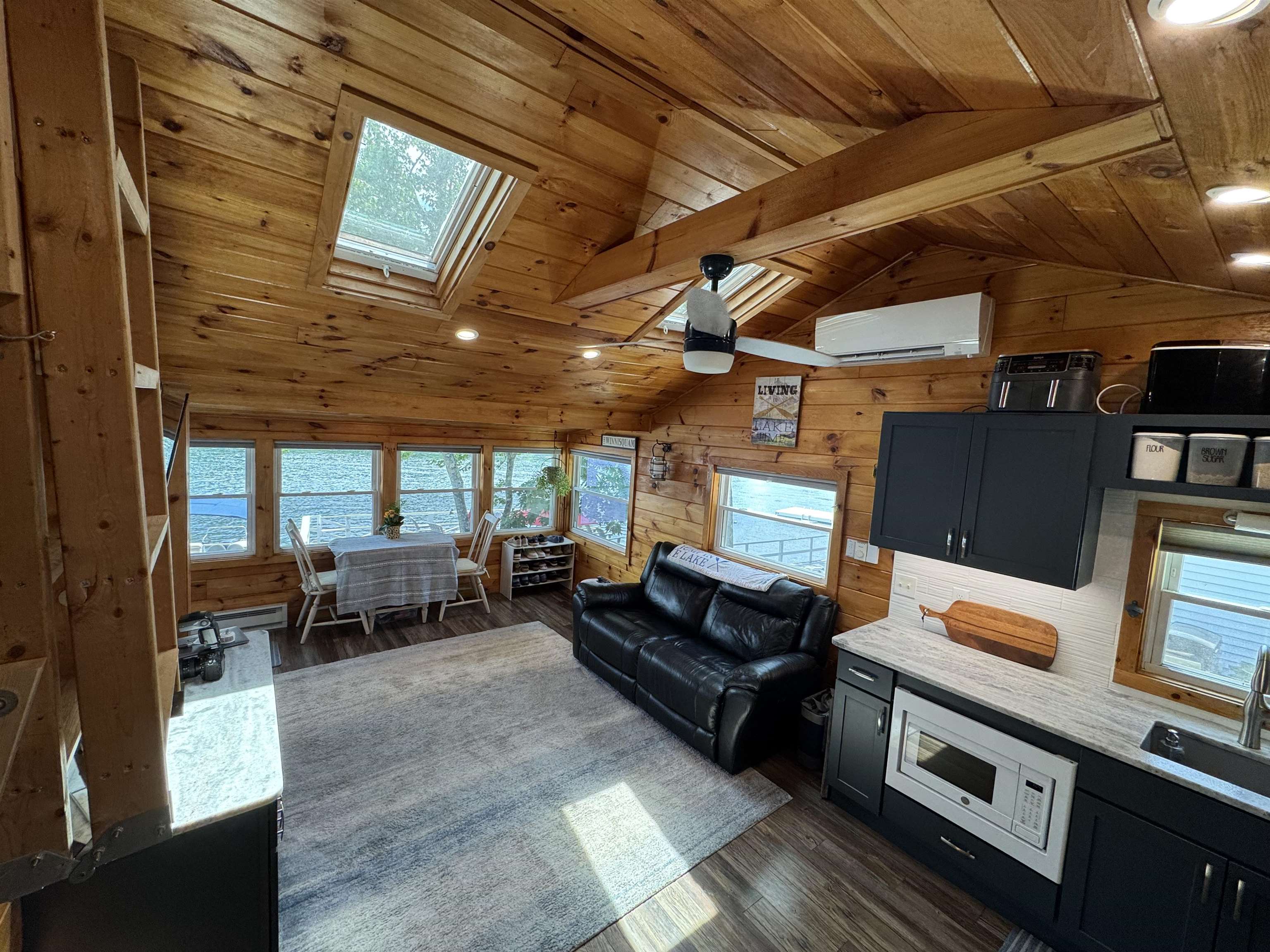 885 Laconia Road Unit: 4