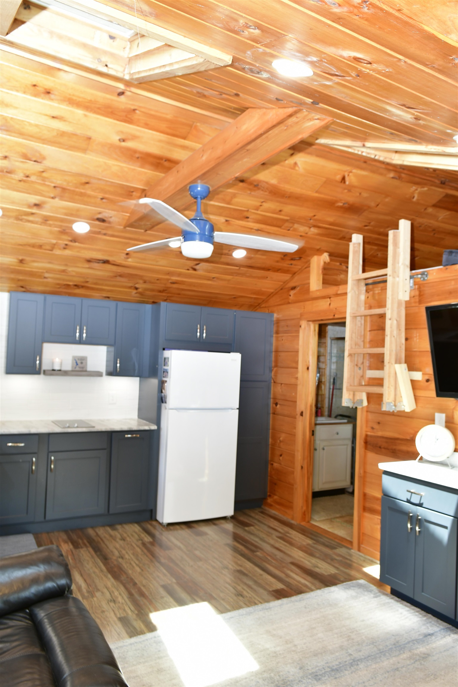 885 Laconia Road Unit: 4