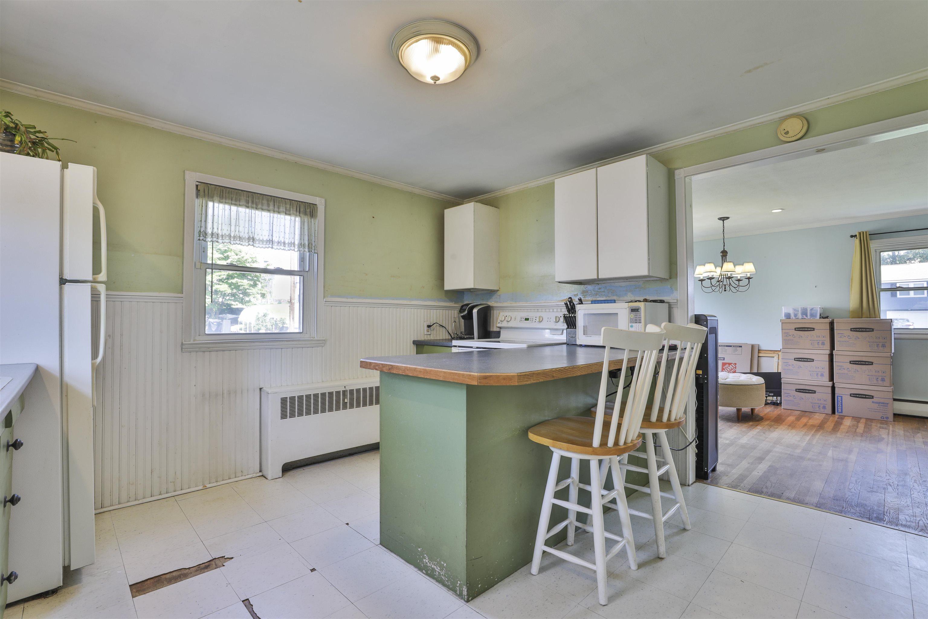 5 Buker Street