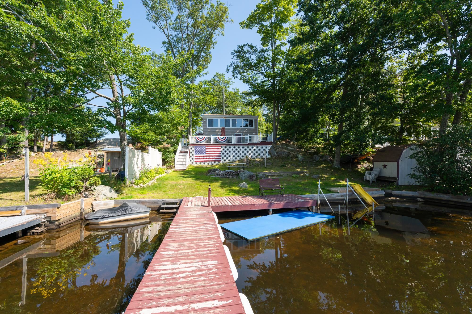24 Lake Road