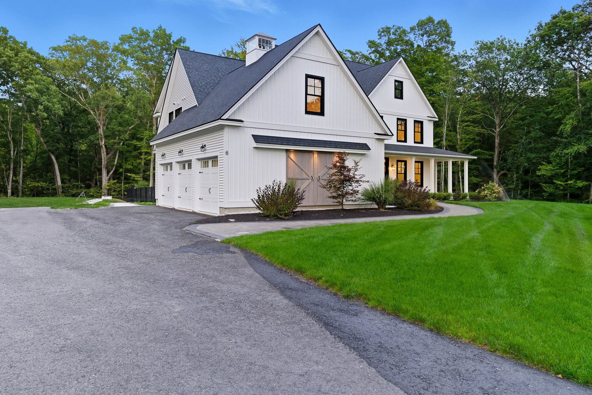 6 Hobart Lane