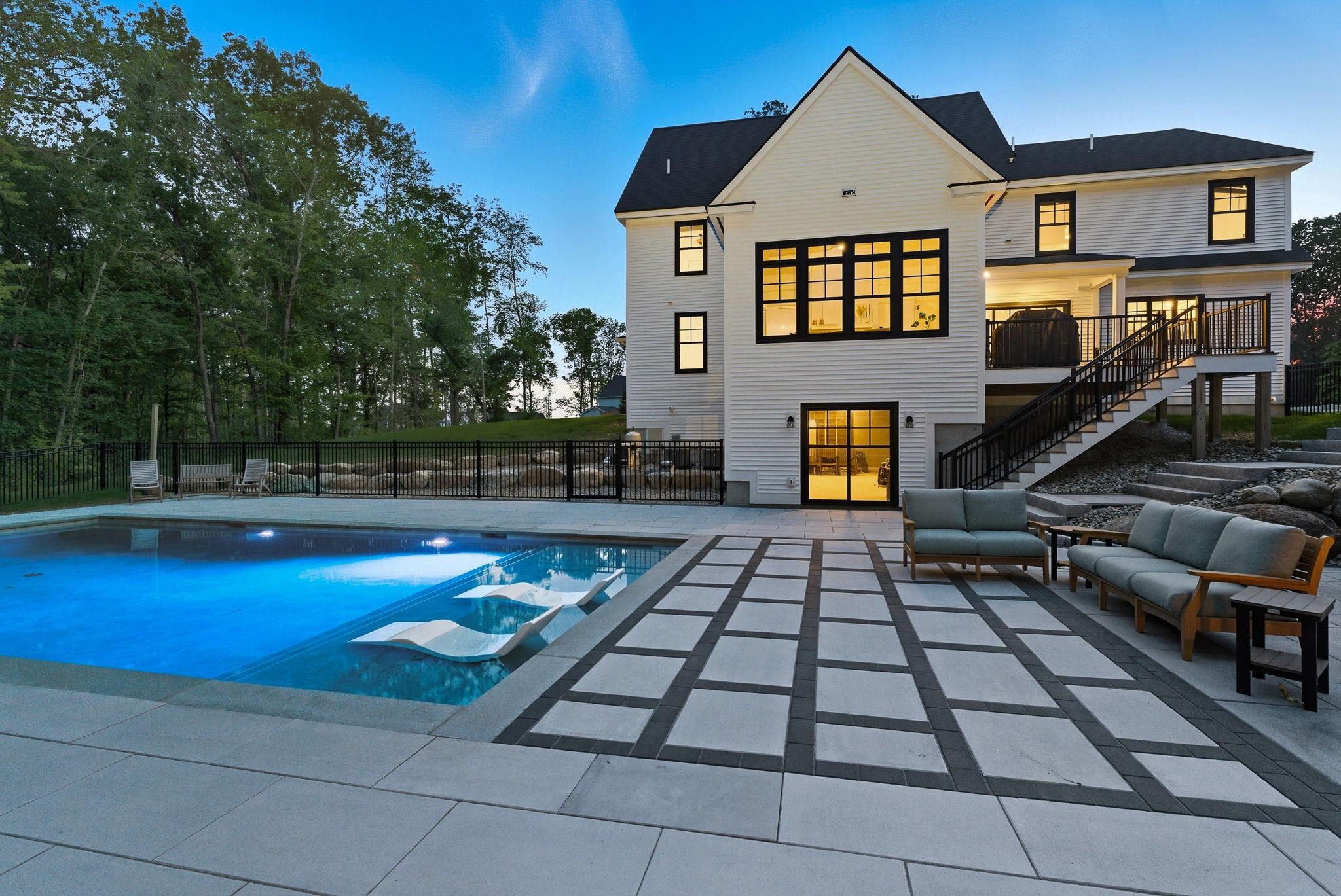 6 Hobart Lane