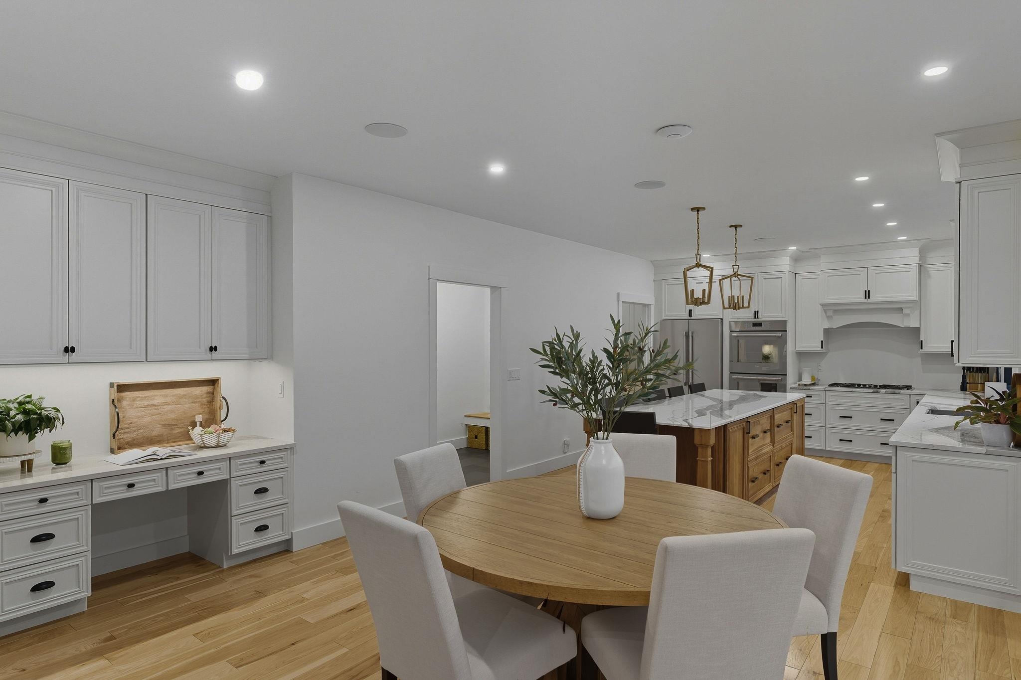 6 Hobart Lane