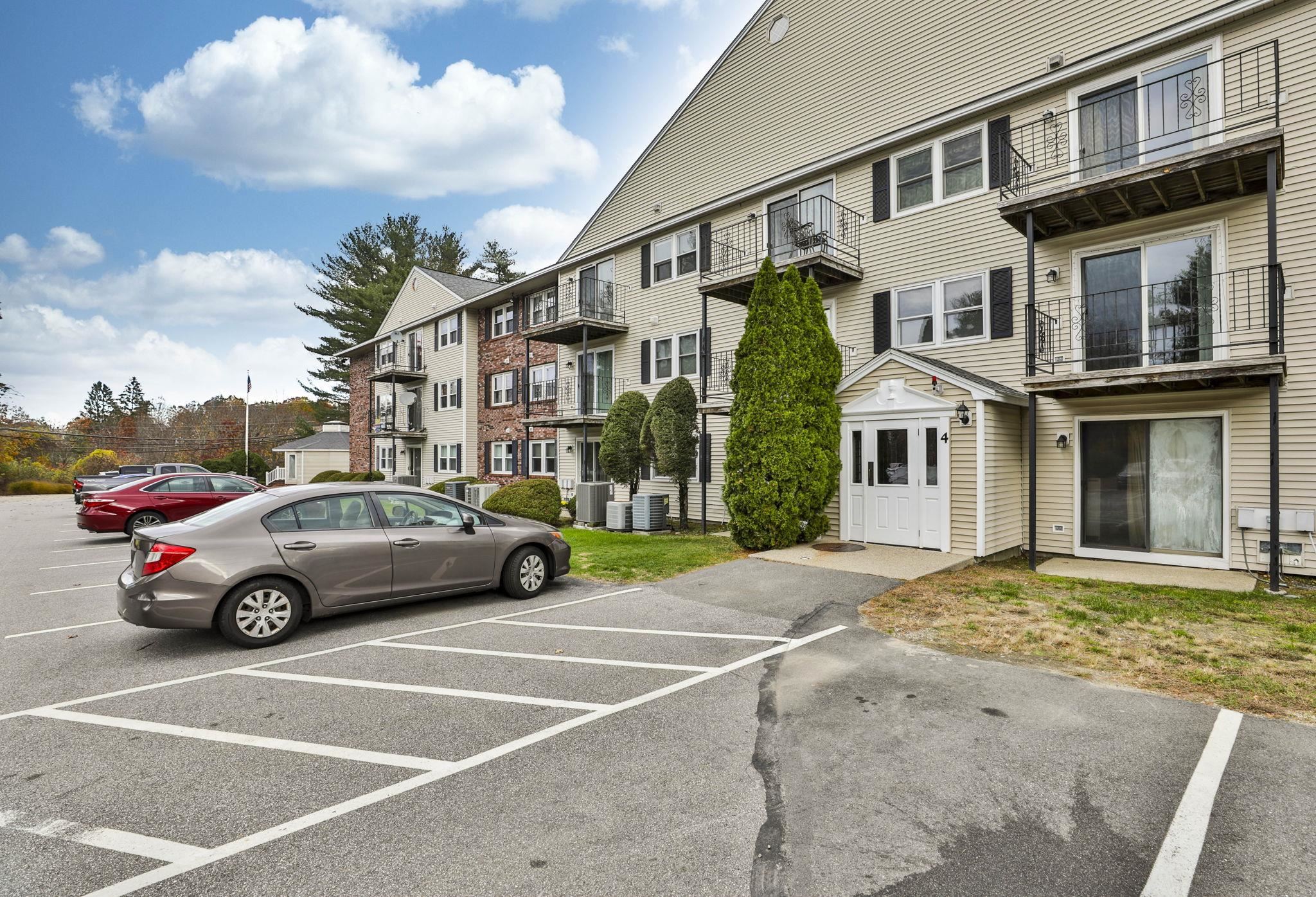 4 Herritage Village Drive Unit: 211