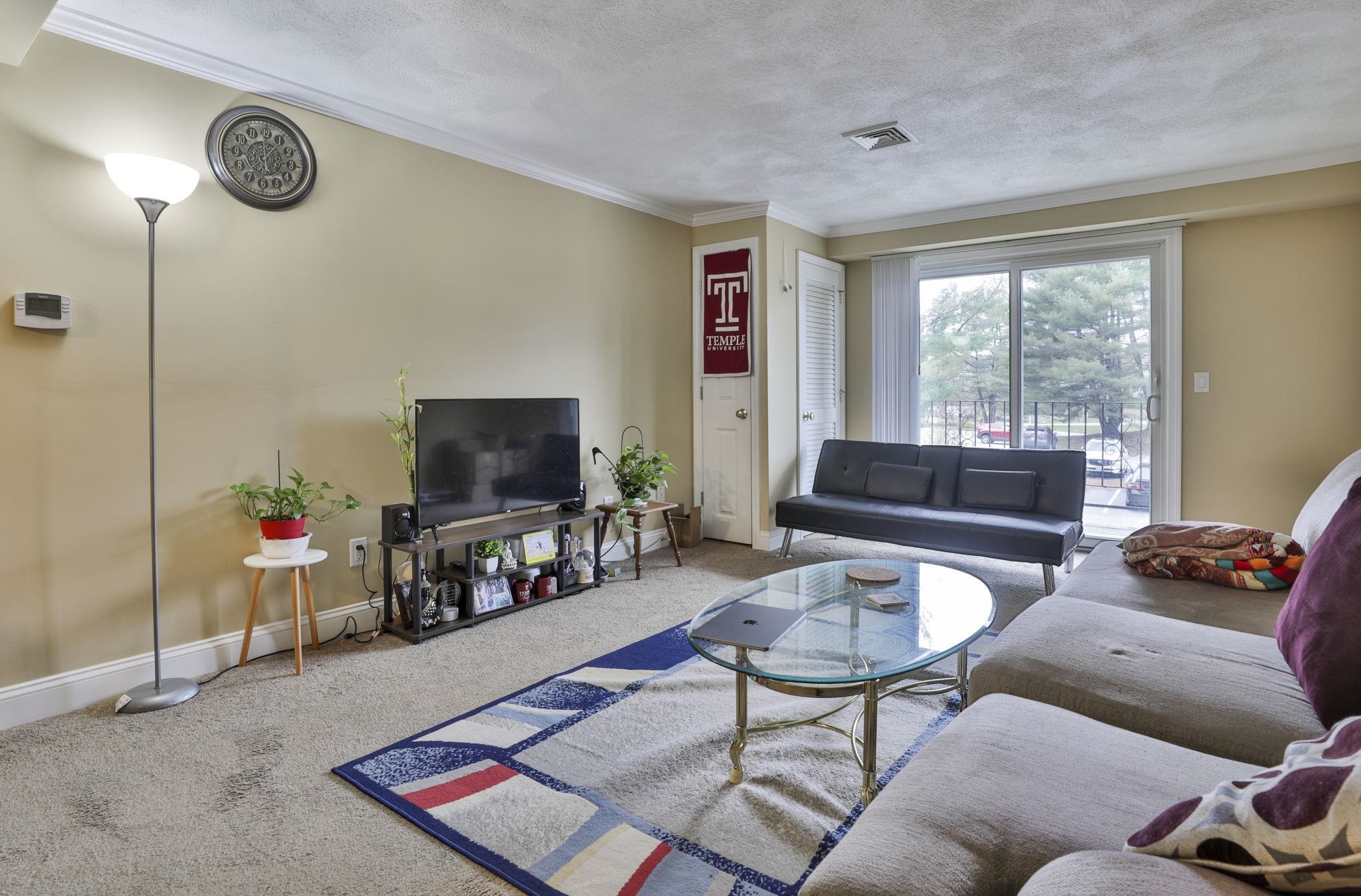 4 Herritage Village Drive Unit: 211