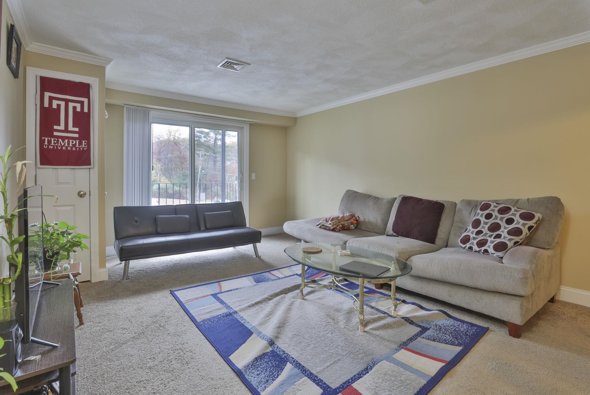 4 Herritage Village Drive Unit: 211