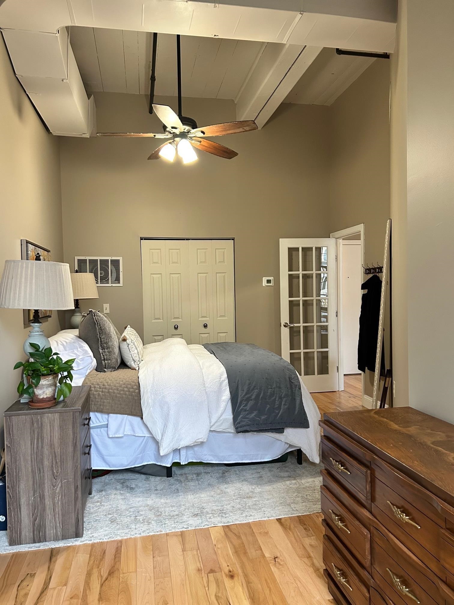 100 Main Street Unit: 204