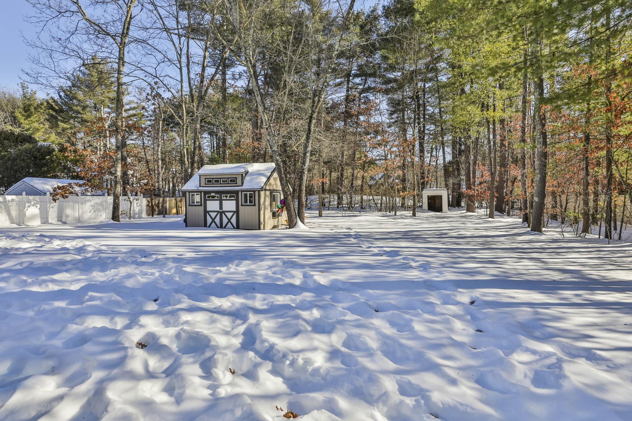 668 West Hollis Street