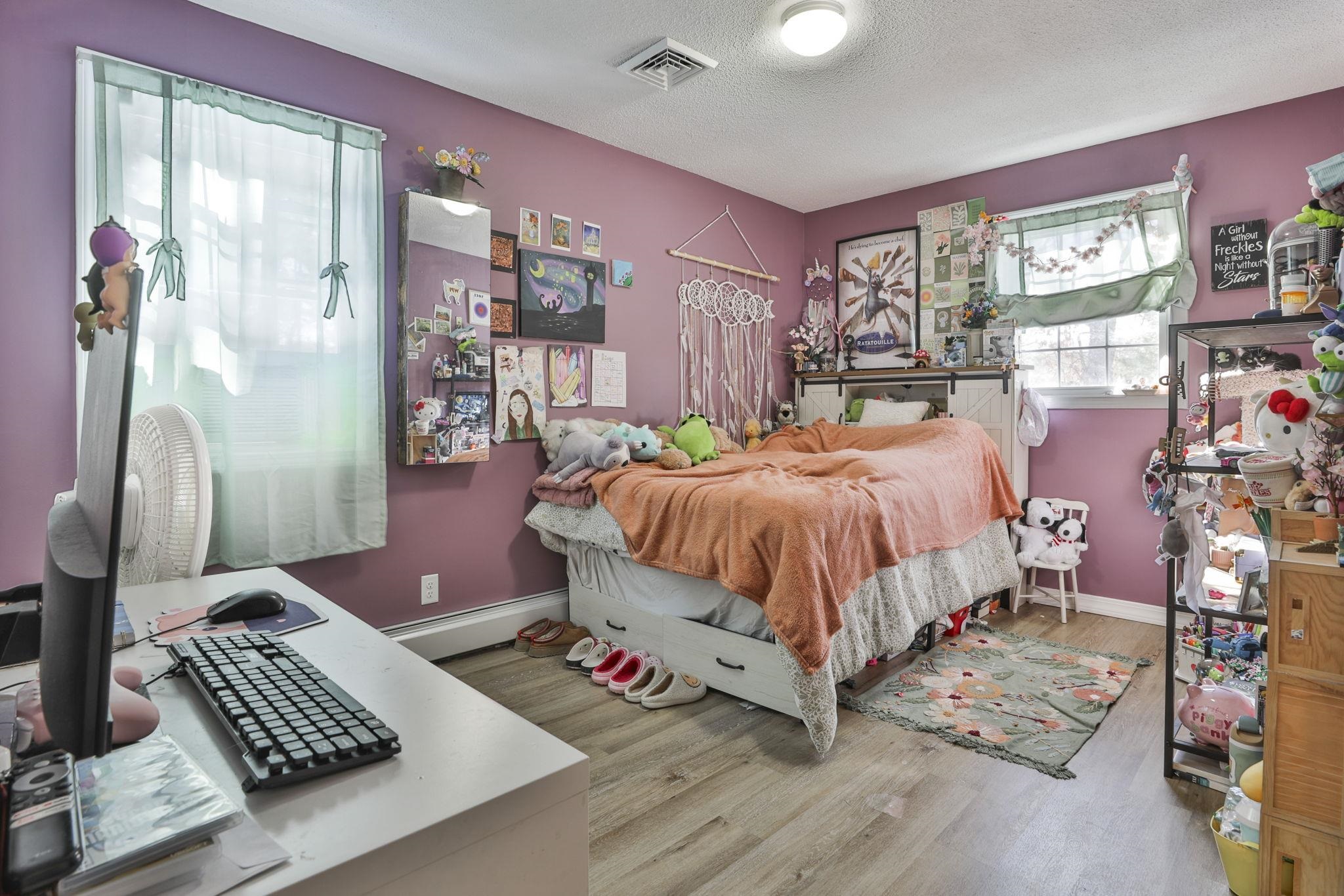 668 West Hollis Street