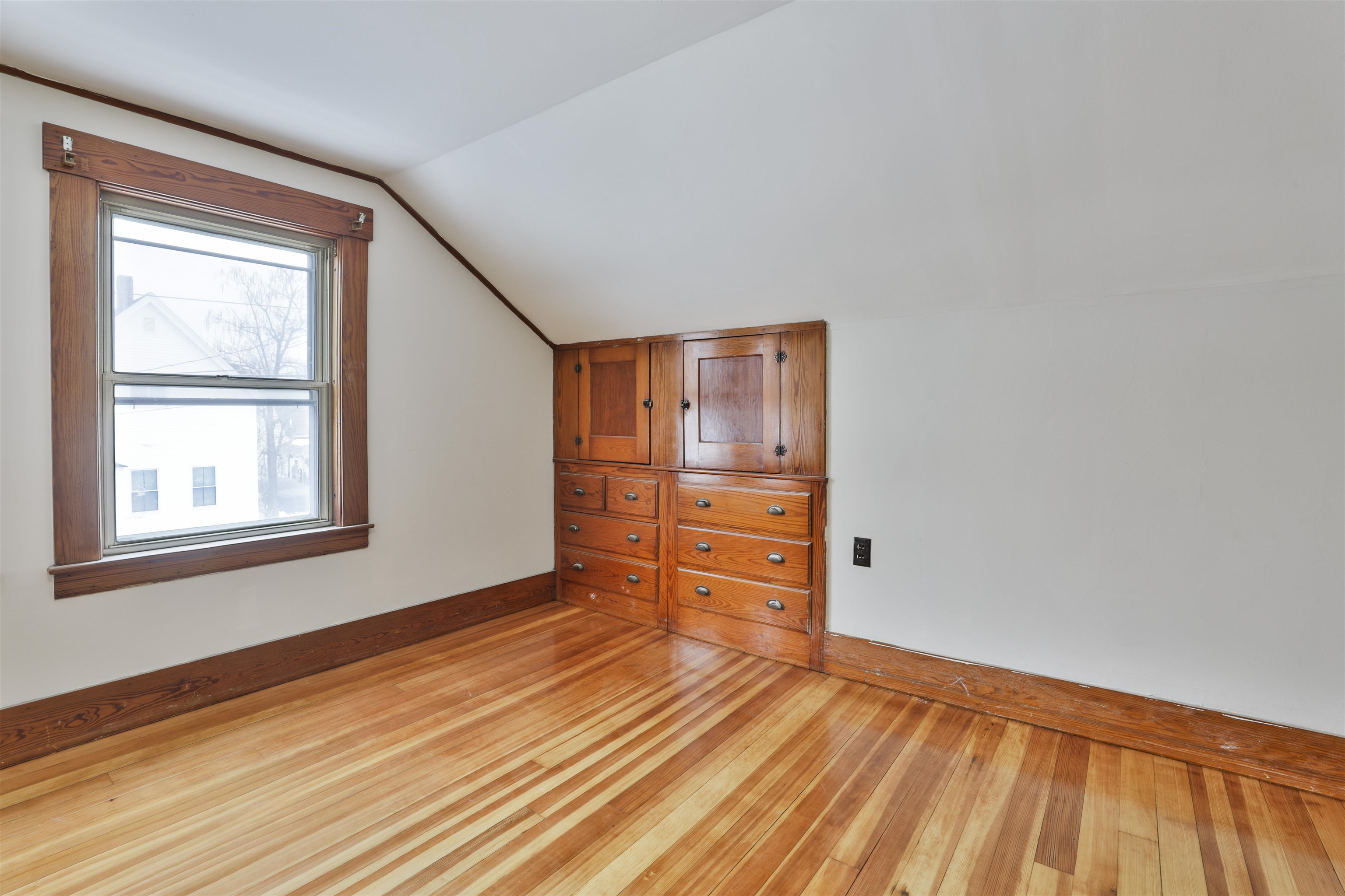 72 Linwood Street