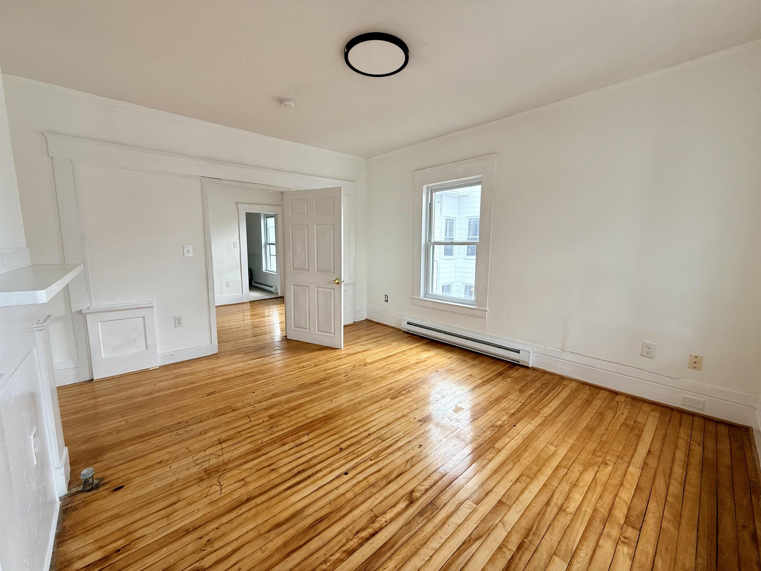 28 Brook Street Unit: 2