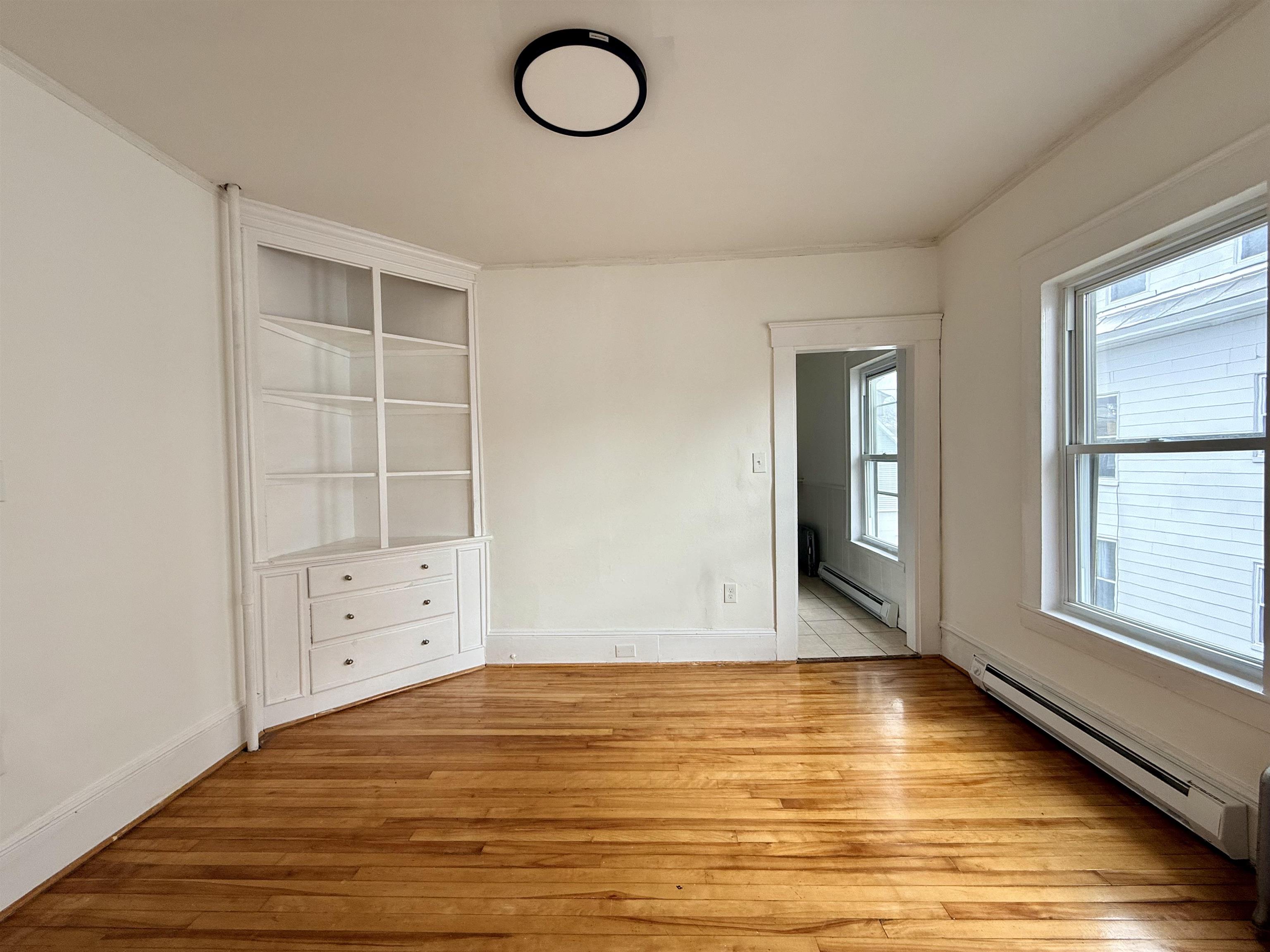 28 Brook Street Unit: 2