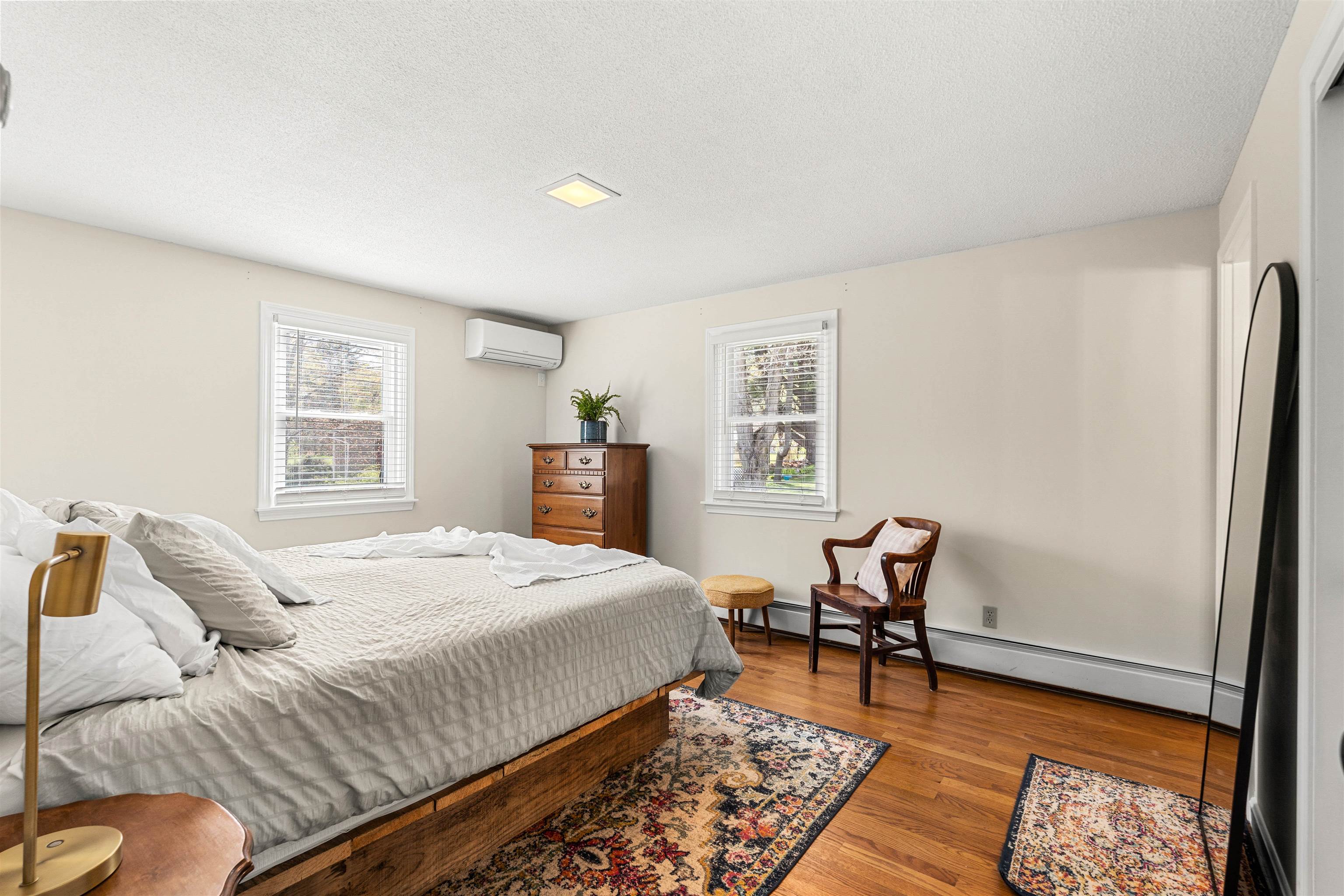 410 E View Drive