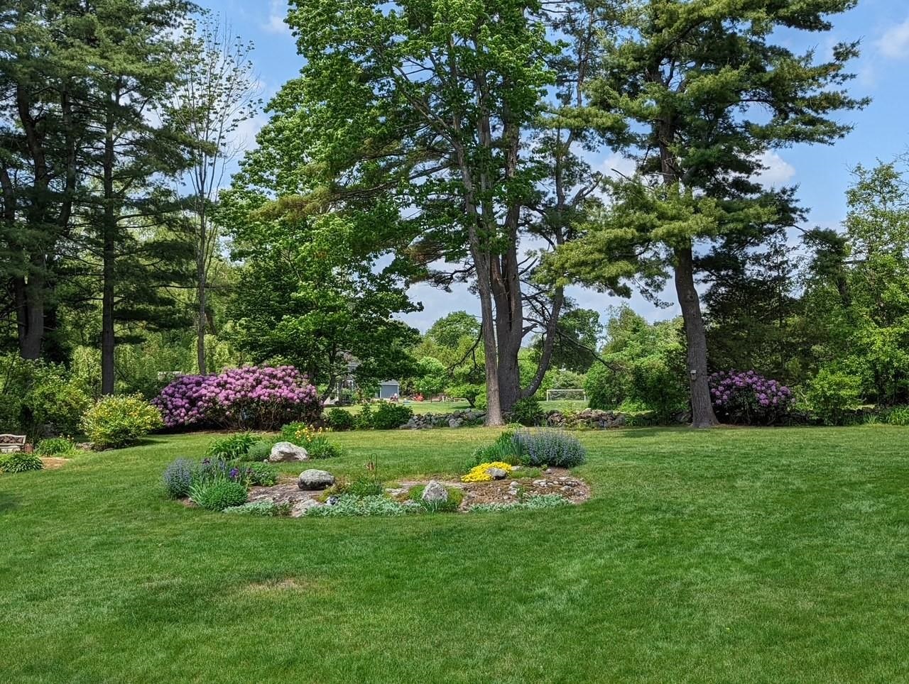410 E View Drive