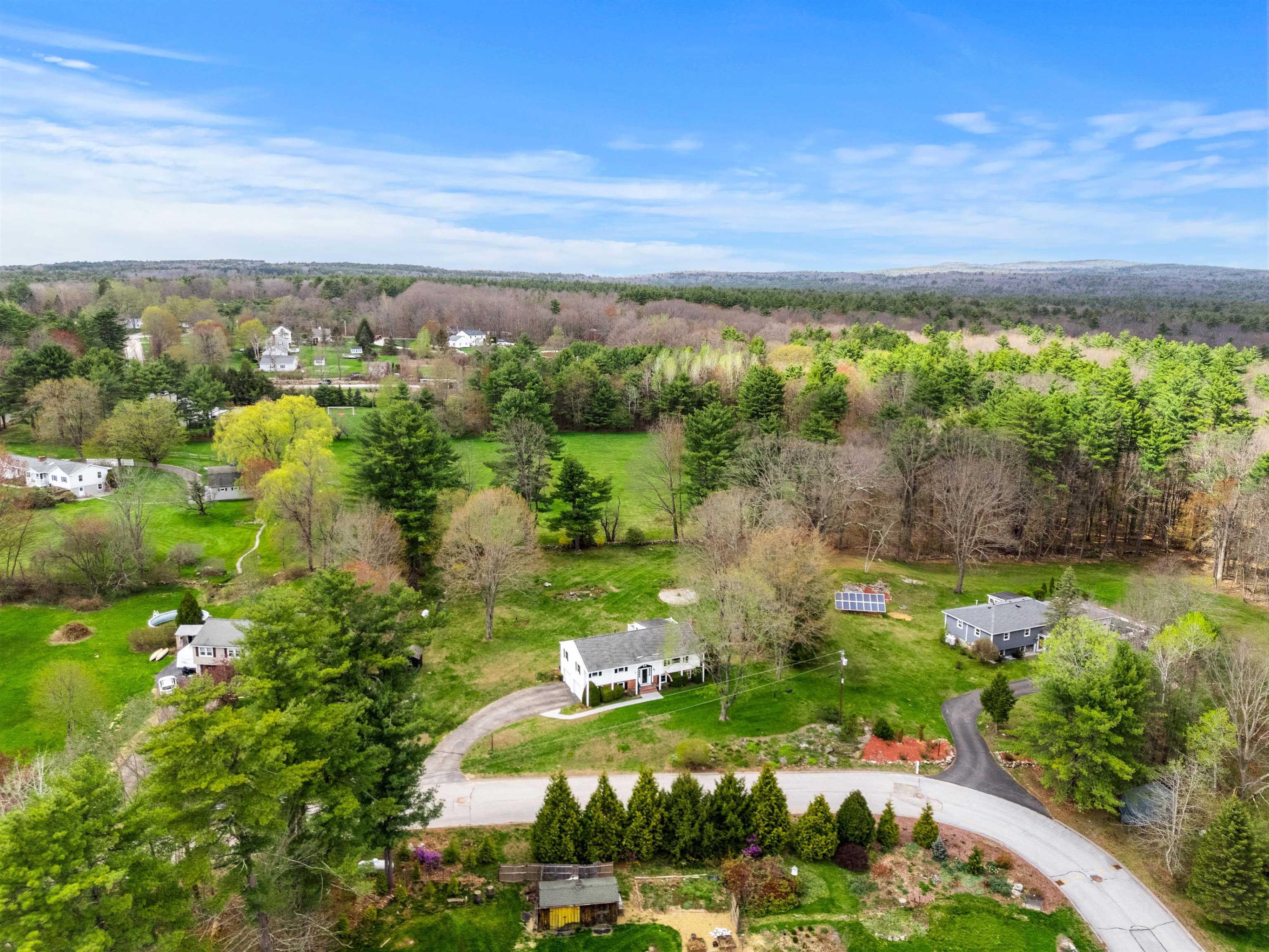 410 E View Drive