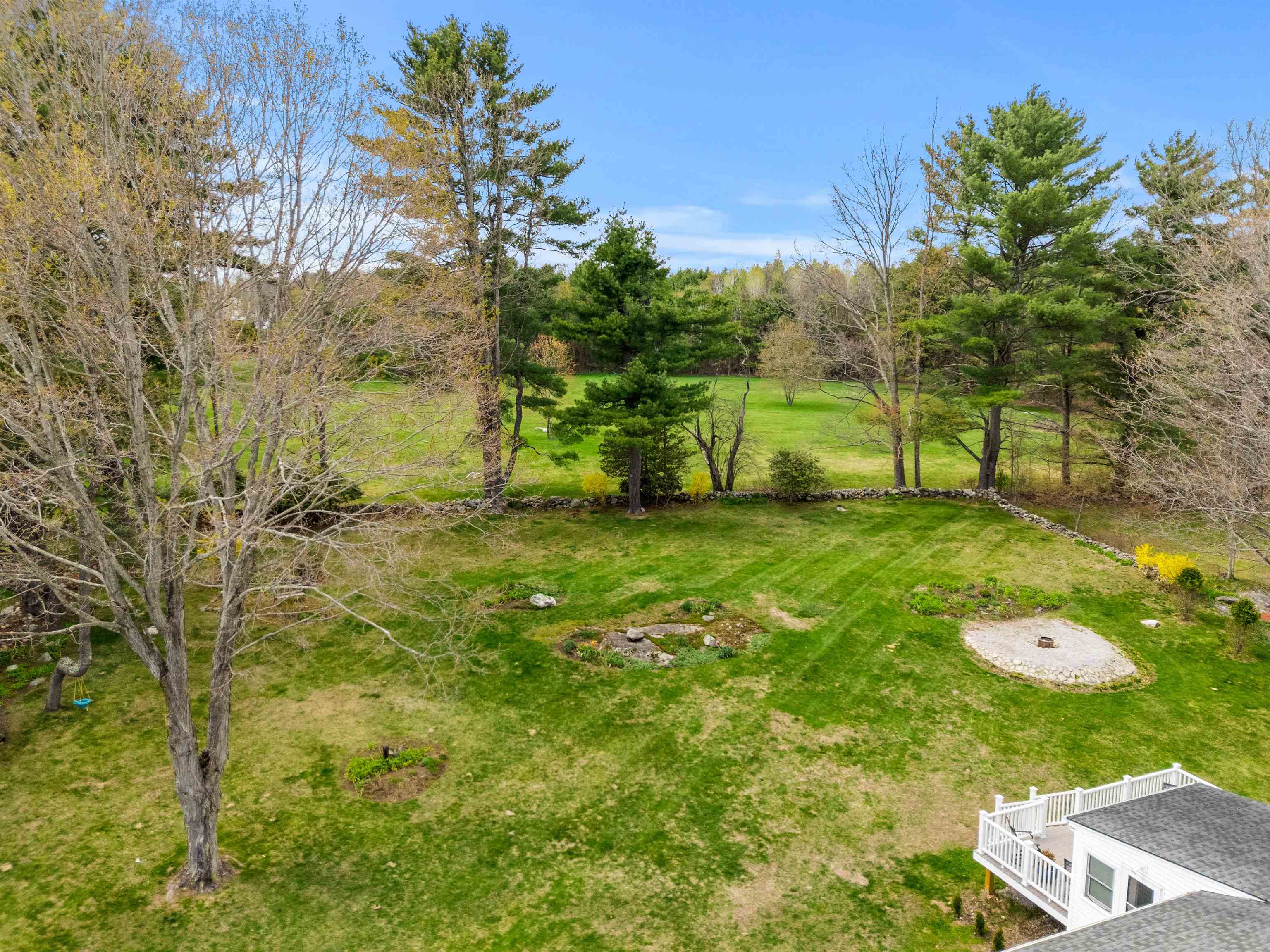 410 E View Drive