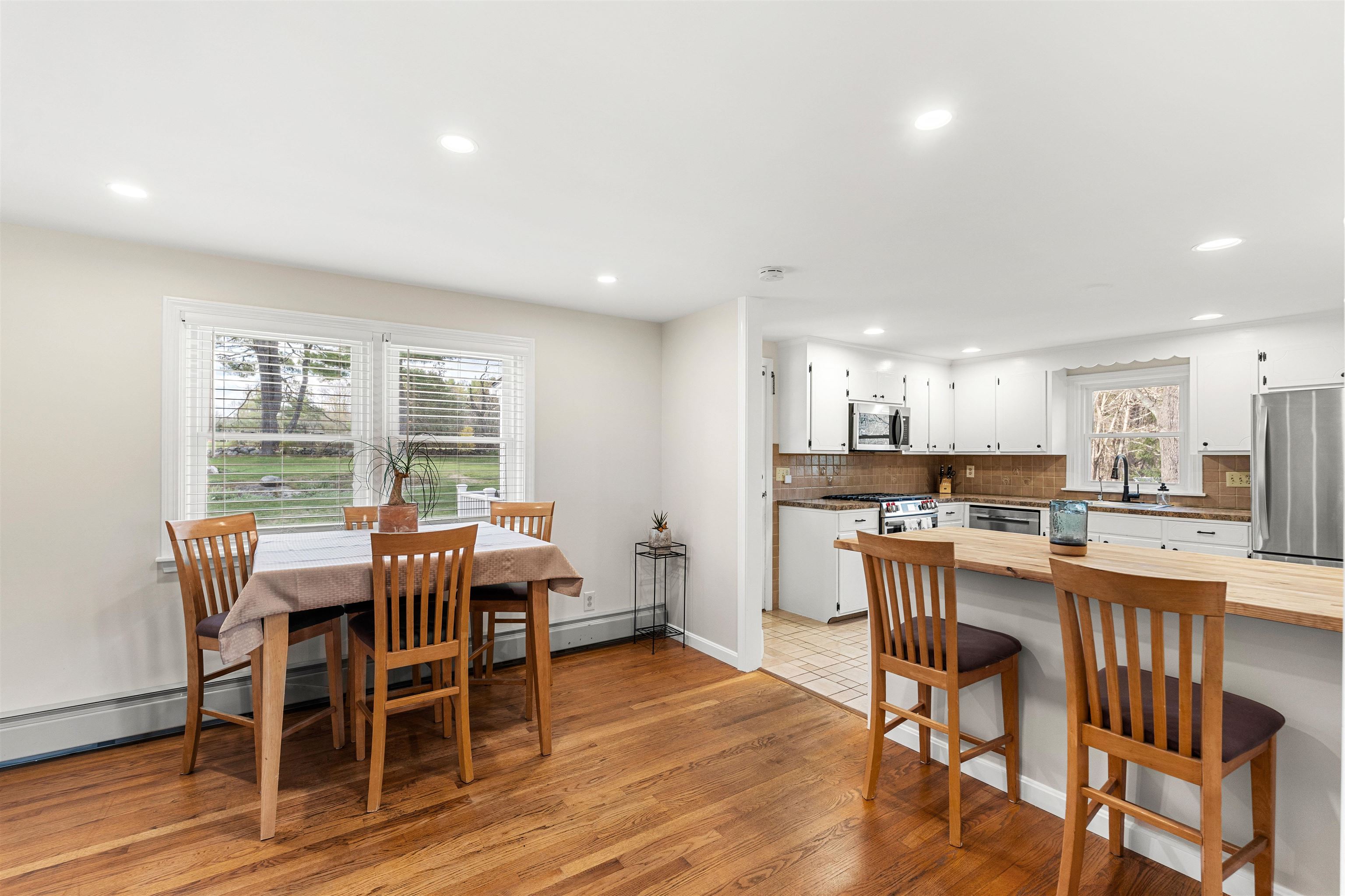 410 E View Drive